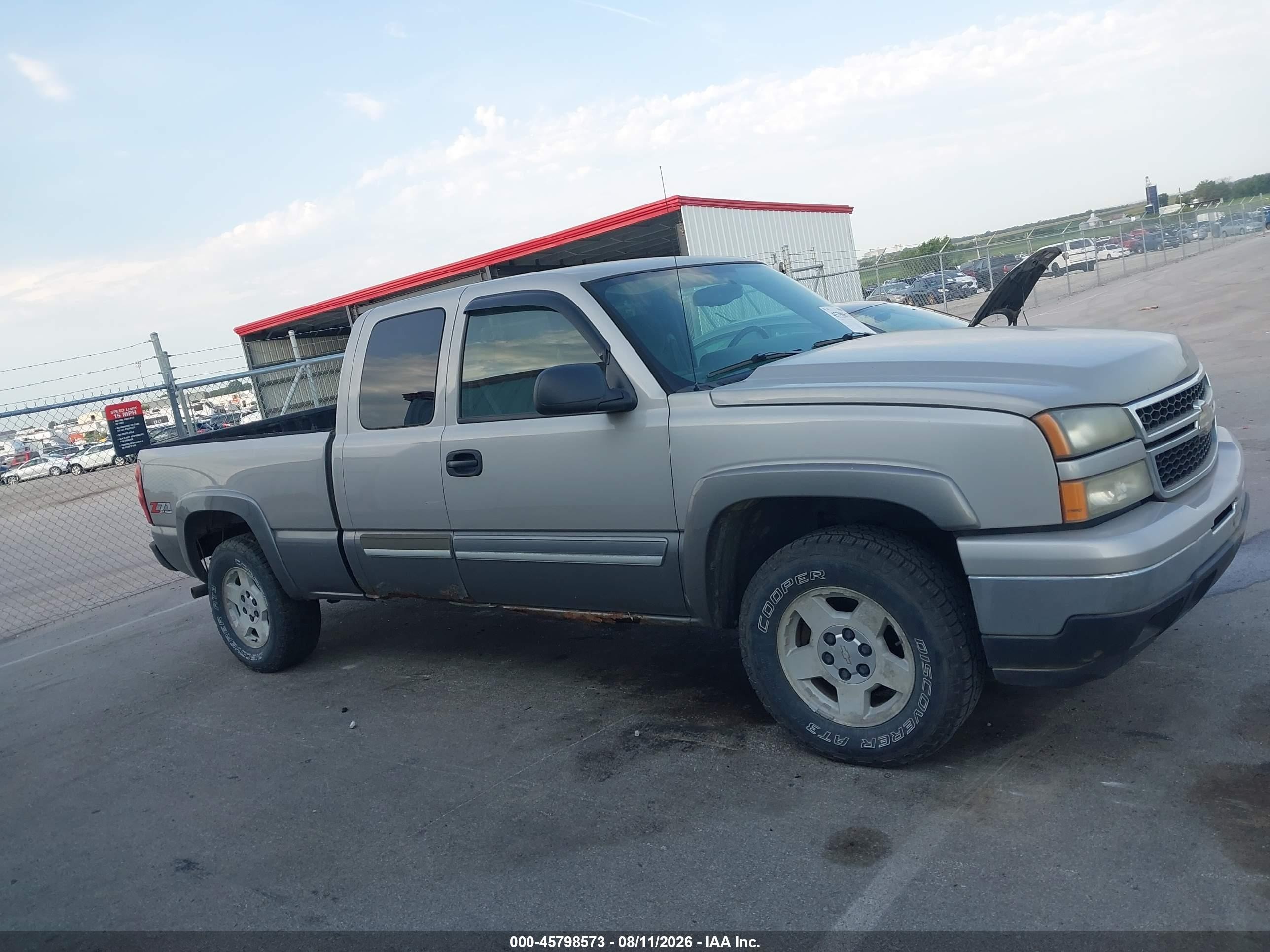 2006 Chevrolet Silverado 1500 Lt2 Silver vin: 1GCEK19B96Z253770