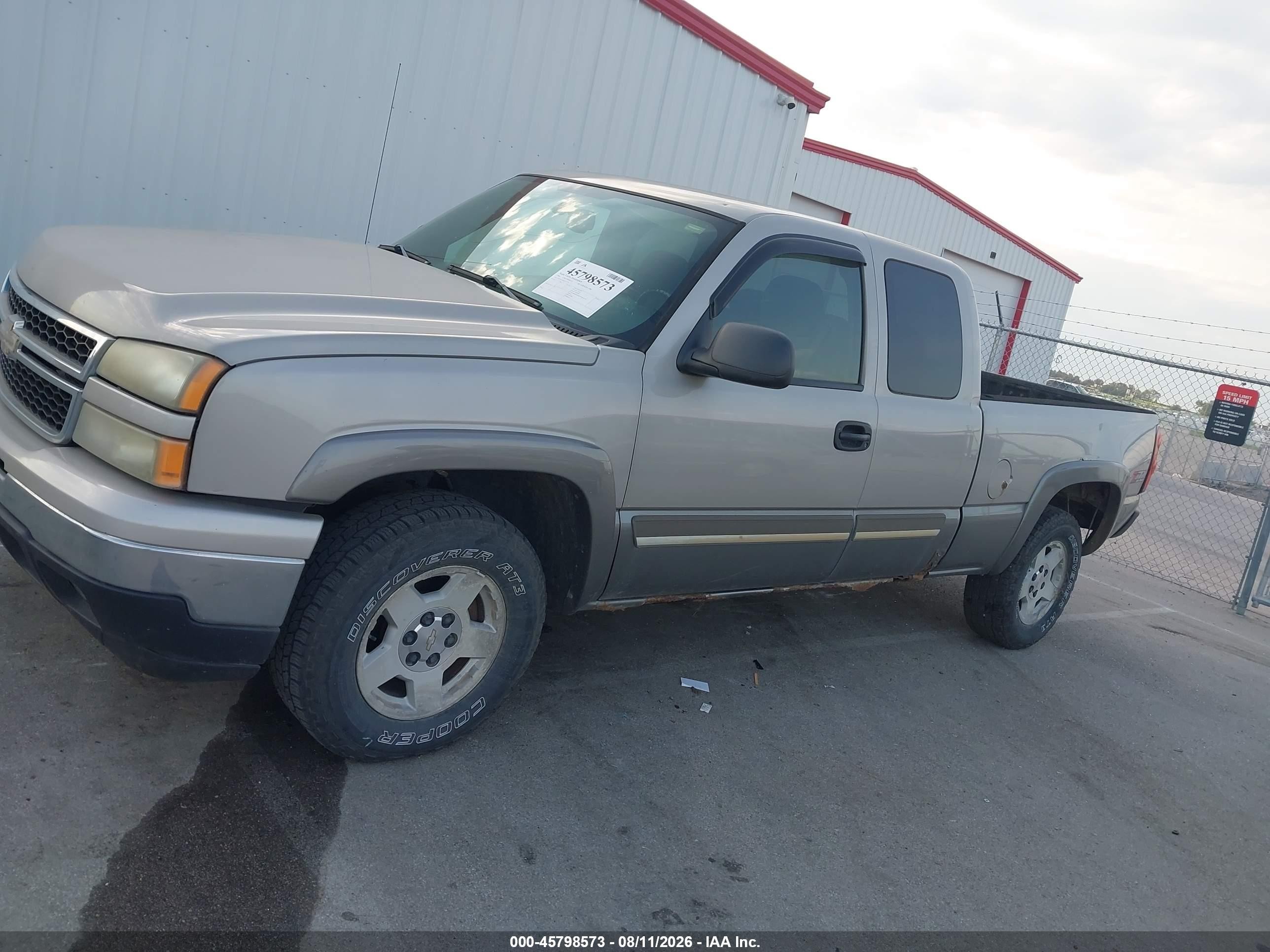 2006 Chevrolet Silverado 1500 Lt2 Silver vin: 1GCEK19B96Z253770