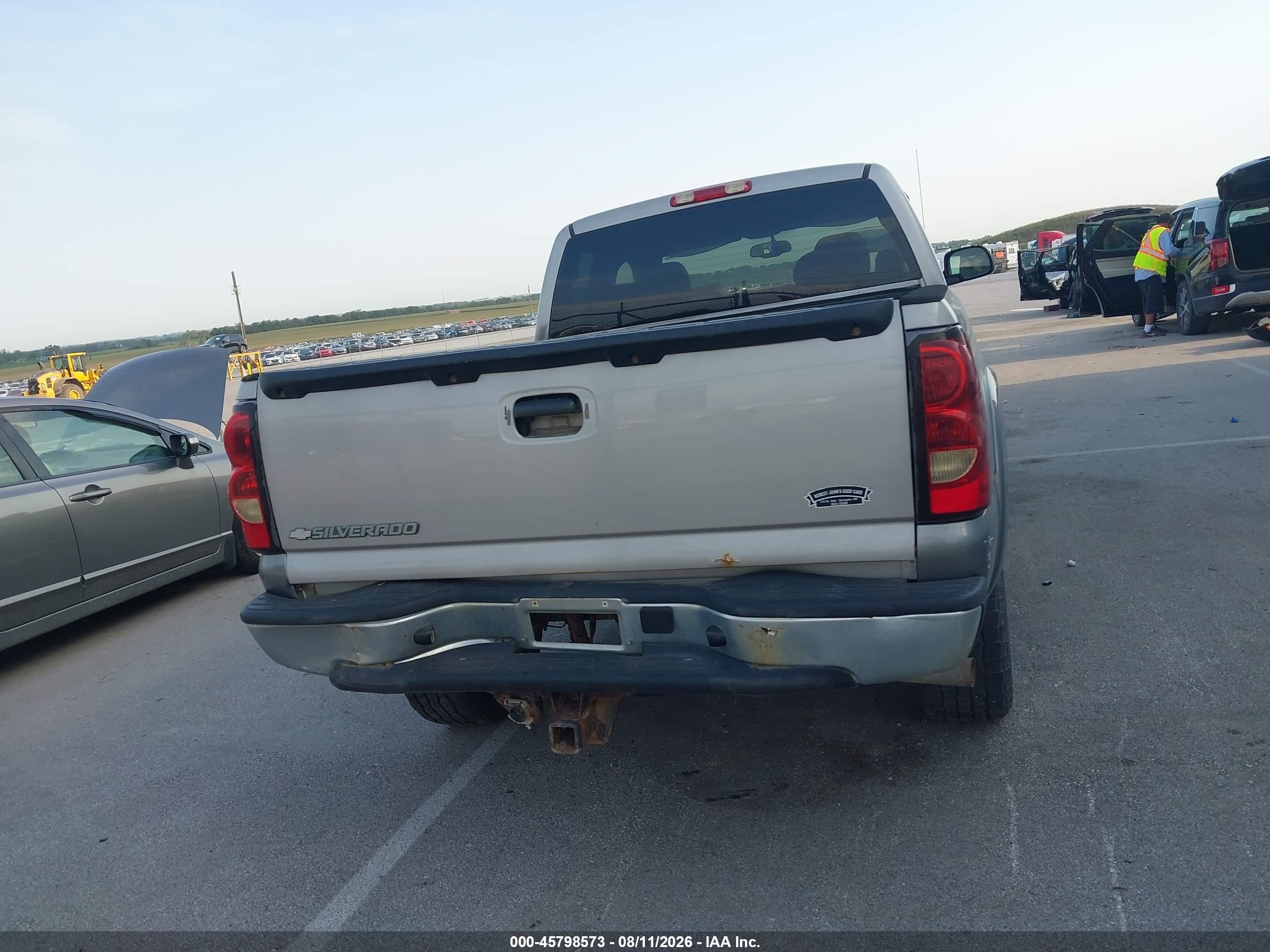 2006 Chevrolet Silverado 1500 Lt2 Silver vin: 1GCEK19B96Z253770