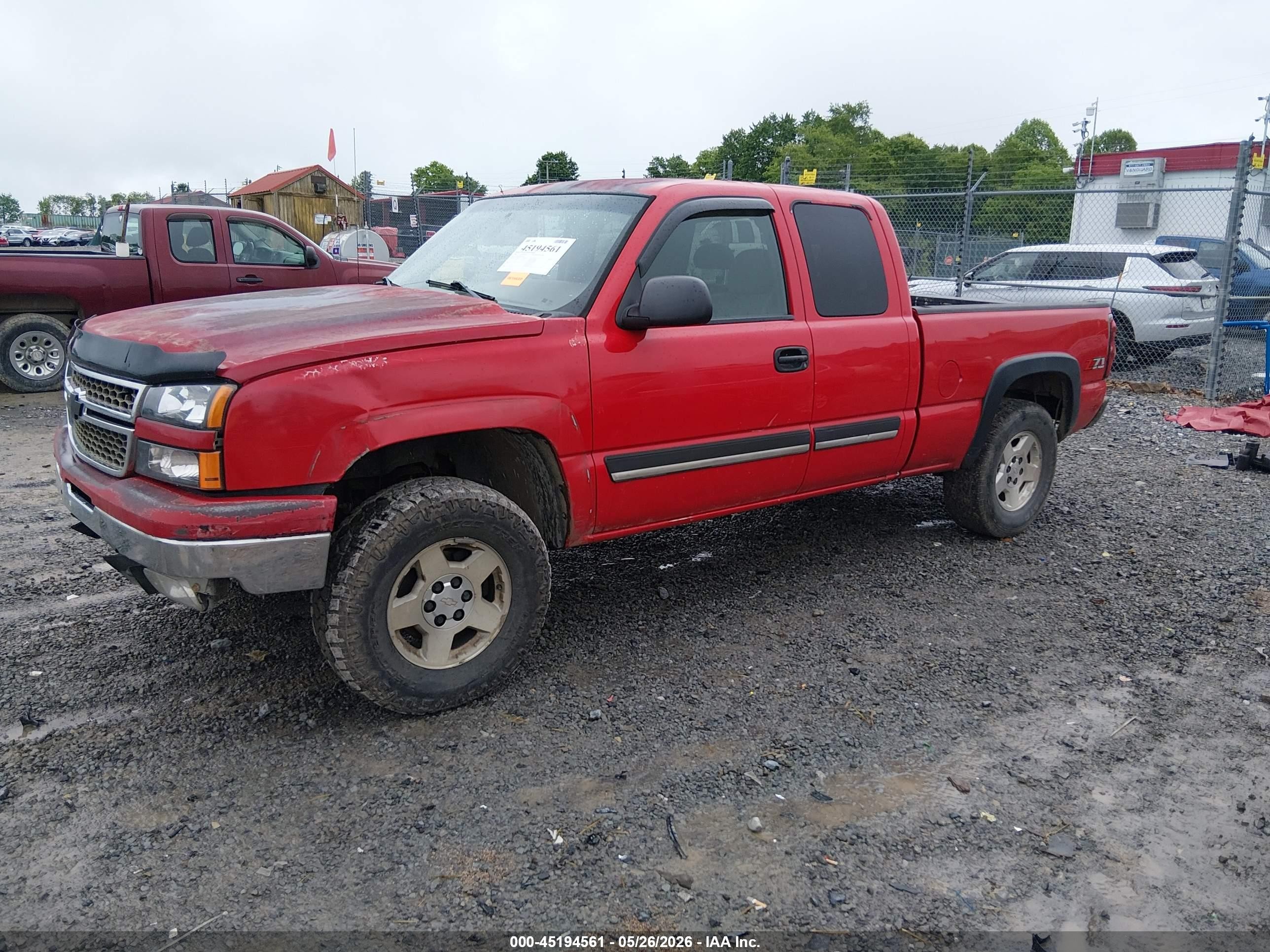 2006 Chevrolet Silverado 1500 Lt1 Red vin: 1GCEK19B96Z261772