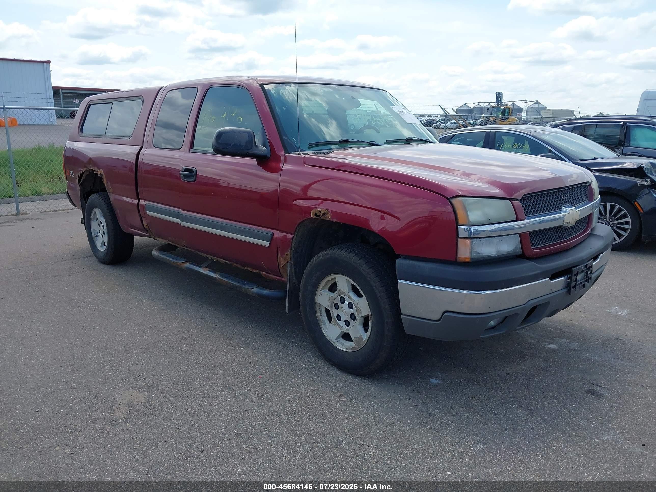 2005 Chevrolet Silverado 1500 Z71 Red vin: 1GCEK19BX5E271538