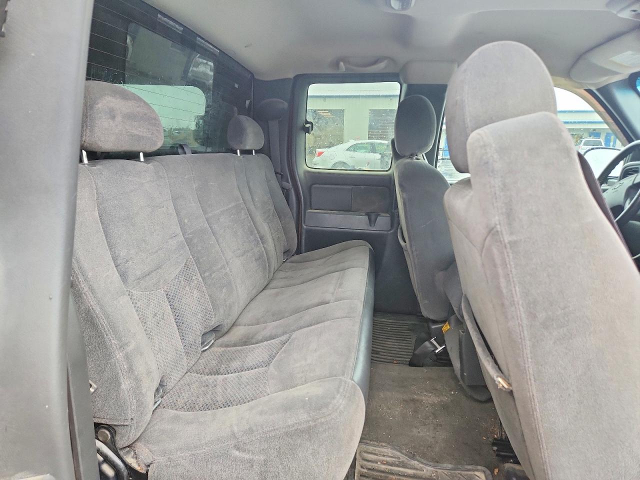2005 Chevrolet Silverado K1500 Red vin: 1GCEK19BX5Z336980
