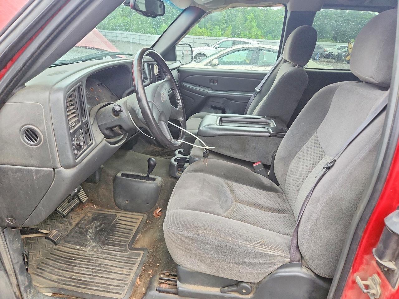 2005 Chevrolet Silverado K1500 Red vin: 1GCEK19BX5Z336980