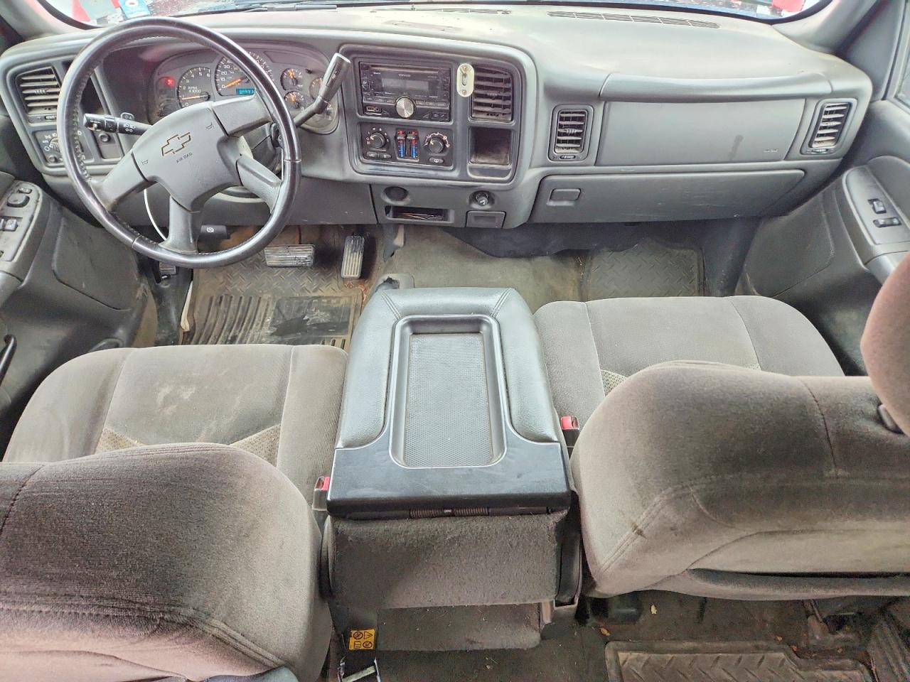 2005 Chevrolet Silverado K1500 Red vin: 1GCEK19BX5Z336980