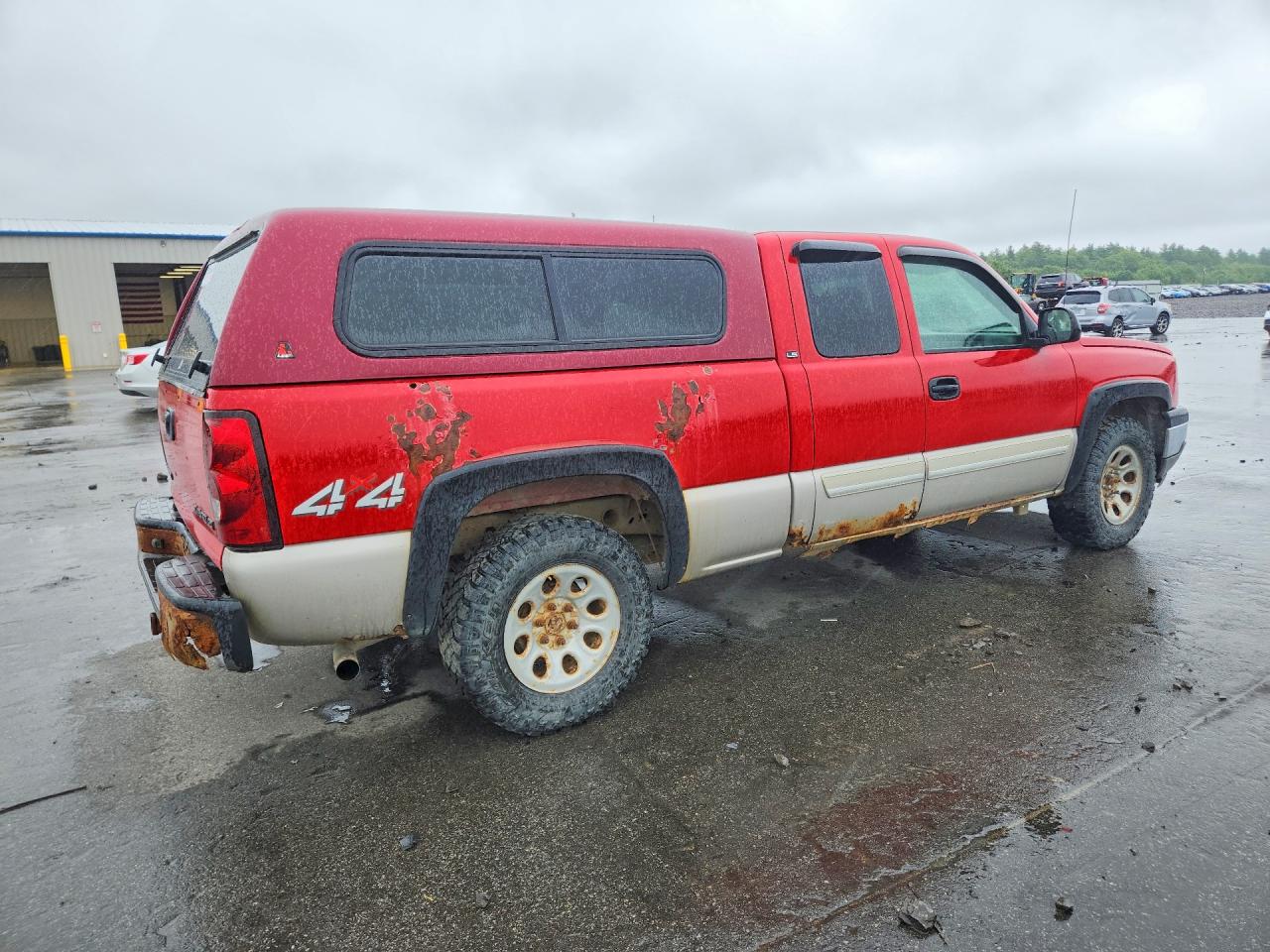 2005 Chevrolet Silverado K1500 Red vin: 1GCEK19BX5Z336980