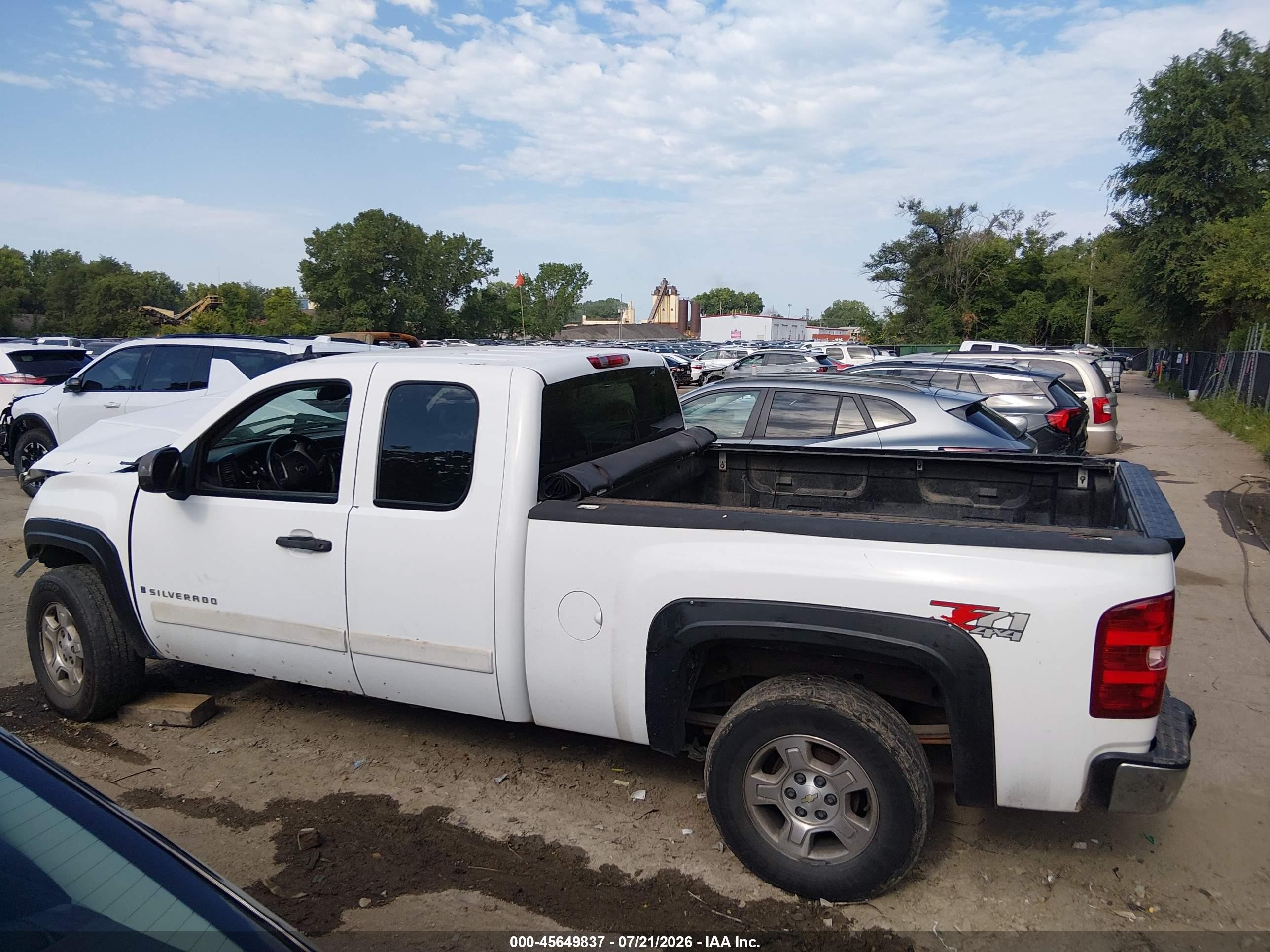 2007 Chevrolet Silverado 1500 Lt1 White vin: 1GCEK19C17Z502671