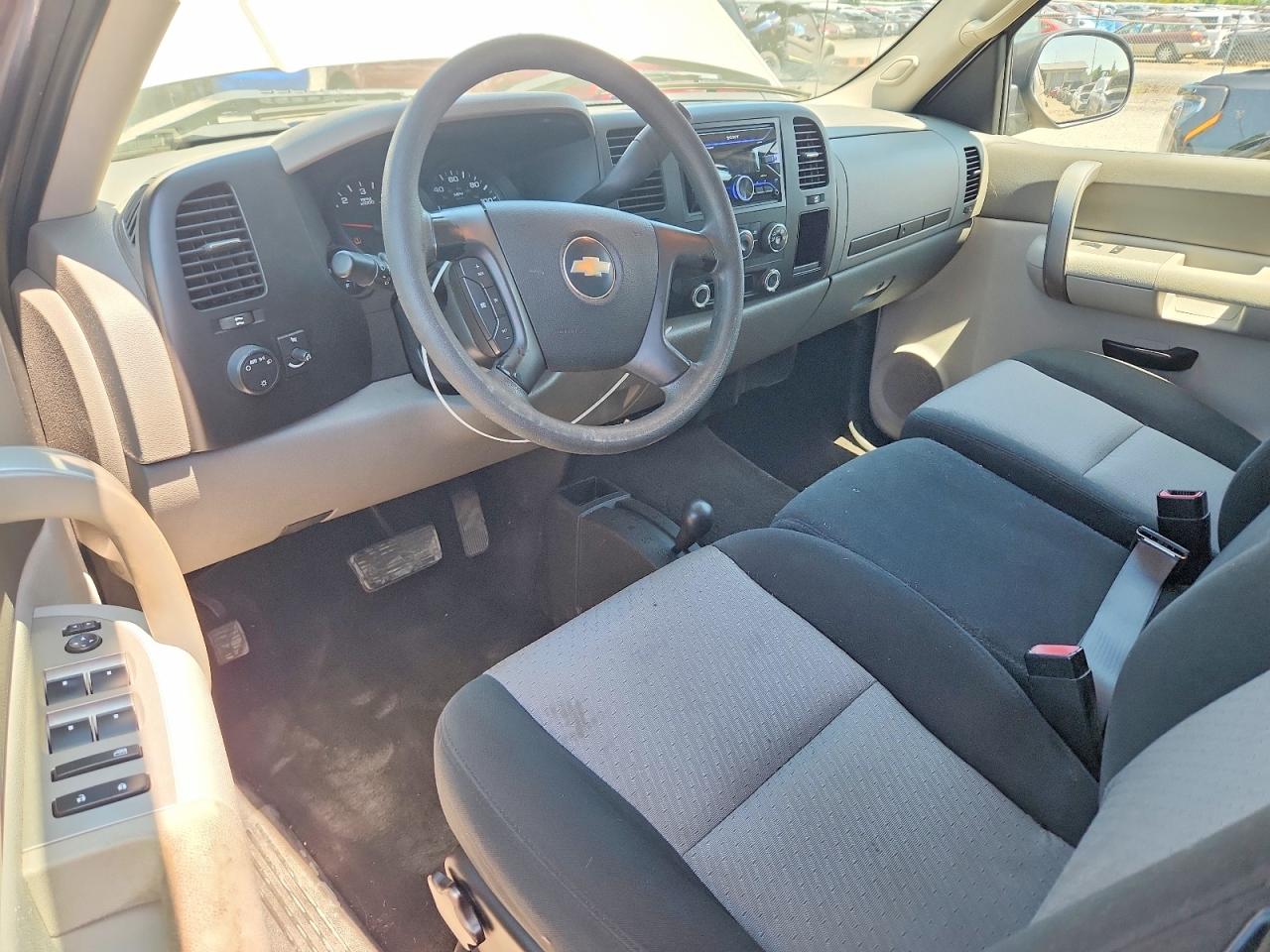 2007 Chevrolet Silverado K1500 Silver vin: 1GCEK19C37Z620253