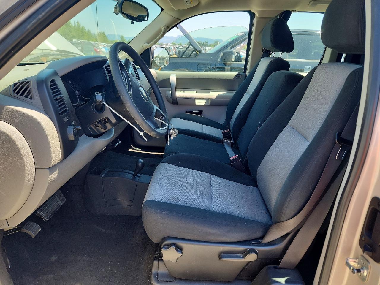 2007 Chevrolet Silverado K1500 Silver vin: 1GCEK19C37Z620253