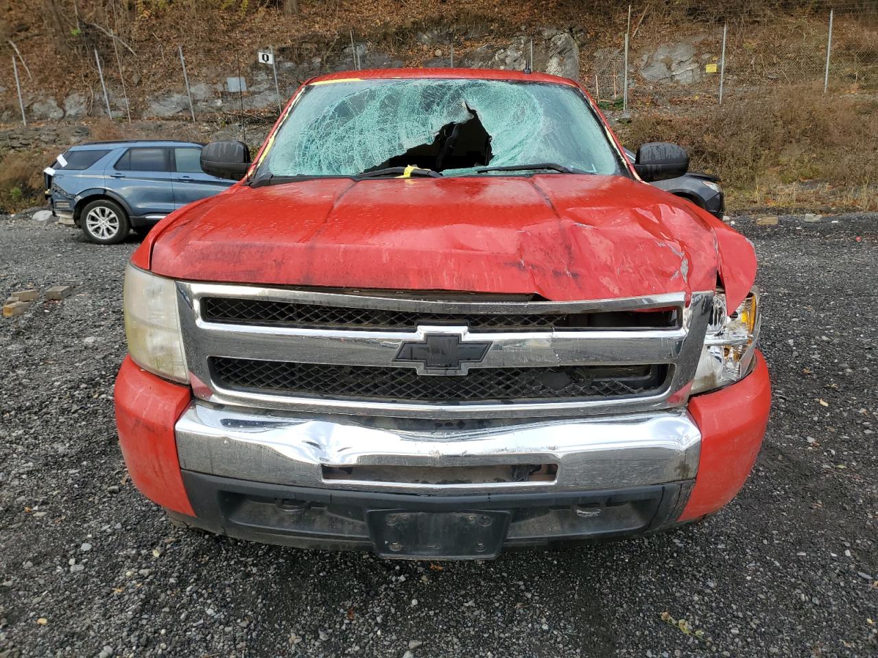 2009 Chevrolet Silverado K1500 Red vin: 1GCEK19C39Z234810