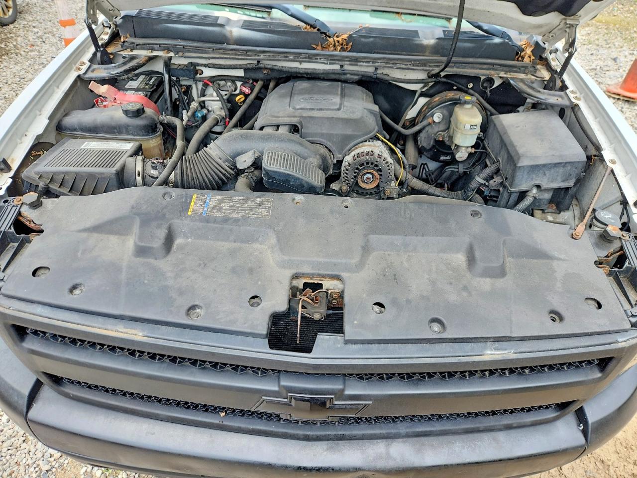 2008 Chevrolet Silverado K1500 White vin: 1GCEK19C48Z297946