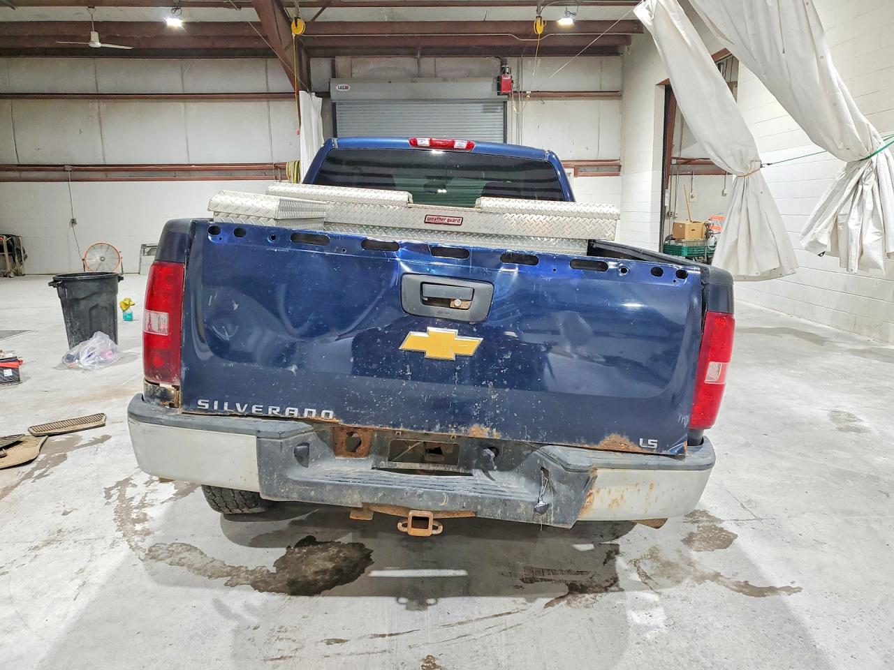 2009 Chevrolet Silverado K1500 Blue vin: 1GCEK19C89Z250436