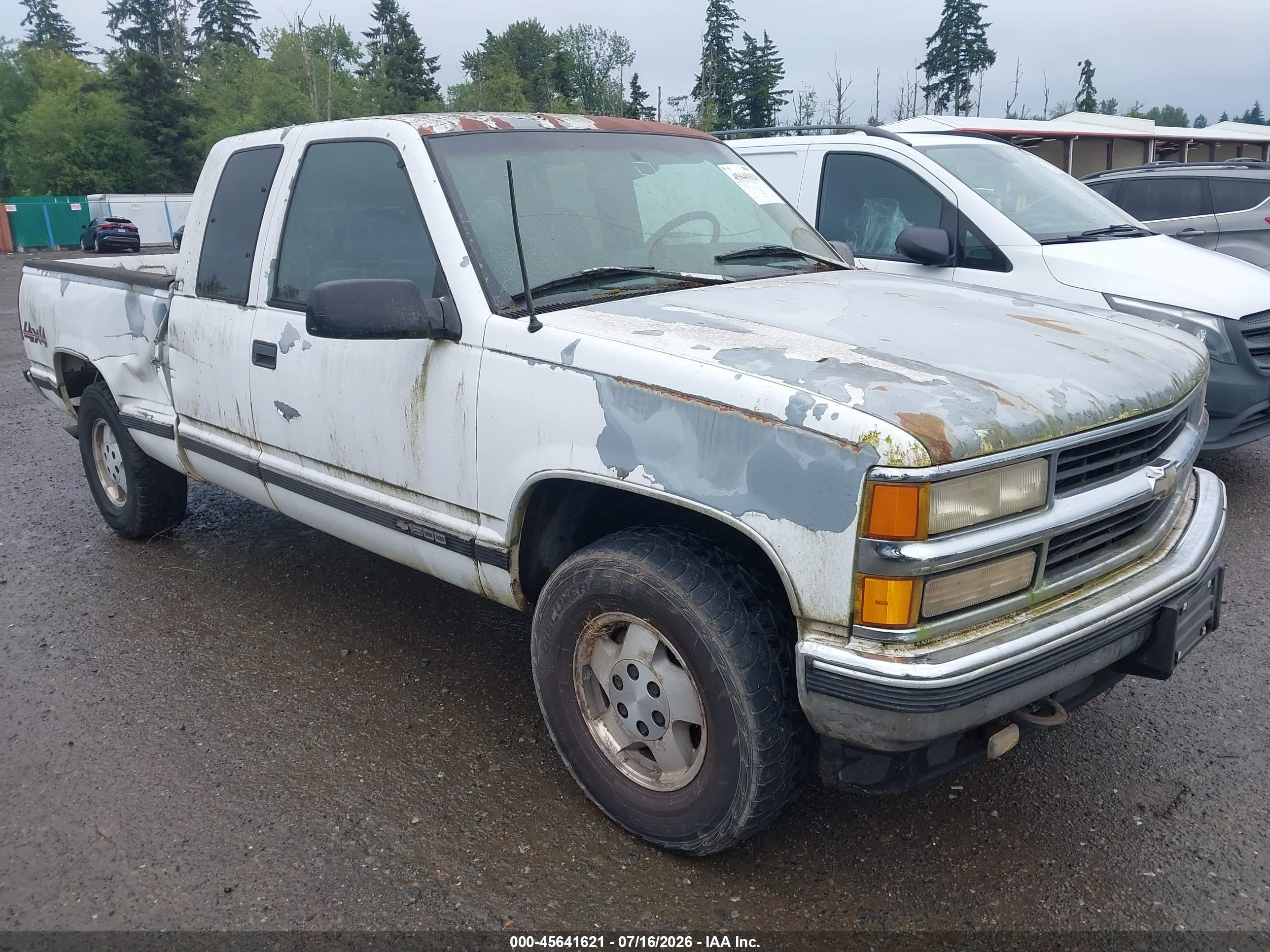 1995 Chevrolet Gmt-400 K1500 White vin: 1GCEK19H4SE243203
