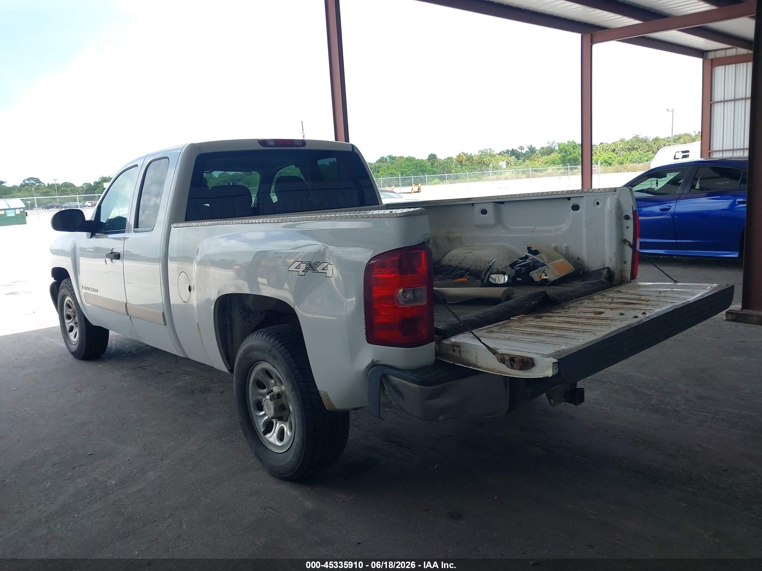 2007 Chevrolet Silverado 1500 Lt1 Белый vin: 1GCEK19J07Z519279