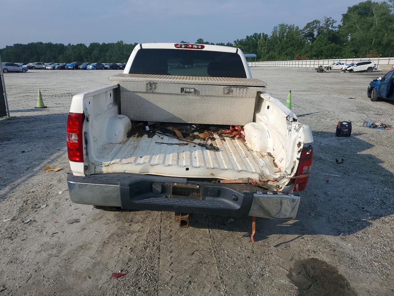 2009 Chevrolet Silverado K1500 White vin: 1GCEK19J29Z186070