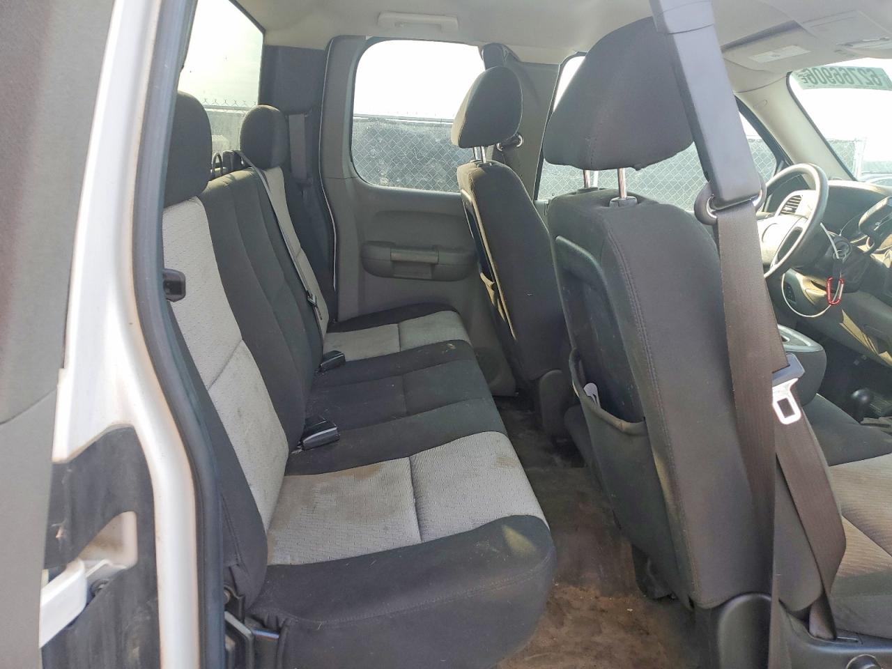 2009 Chevrolet Silverado K1500 White vin: 1GCEK19J29Z186070