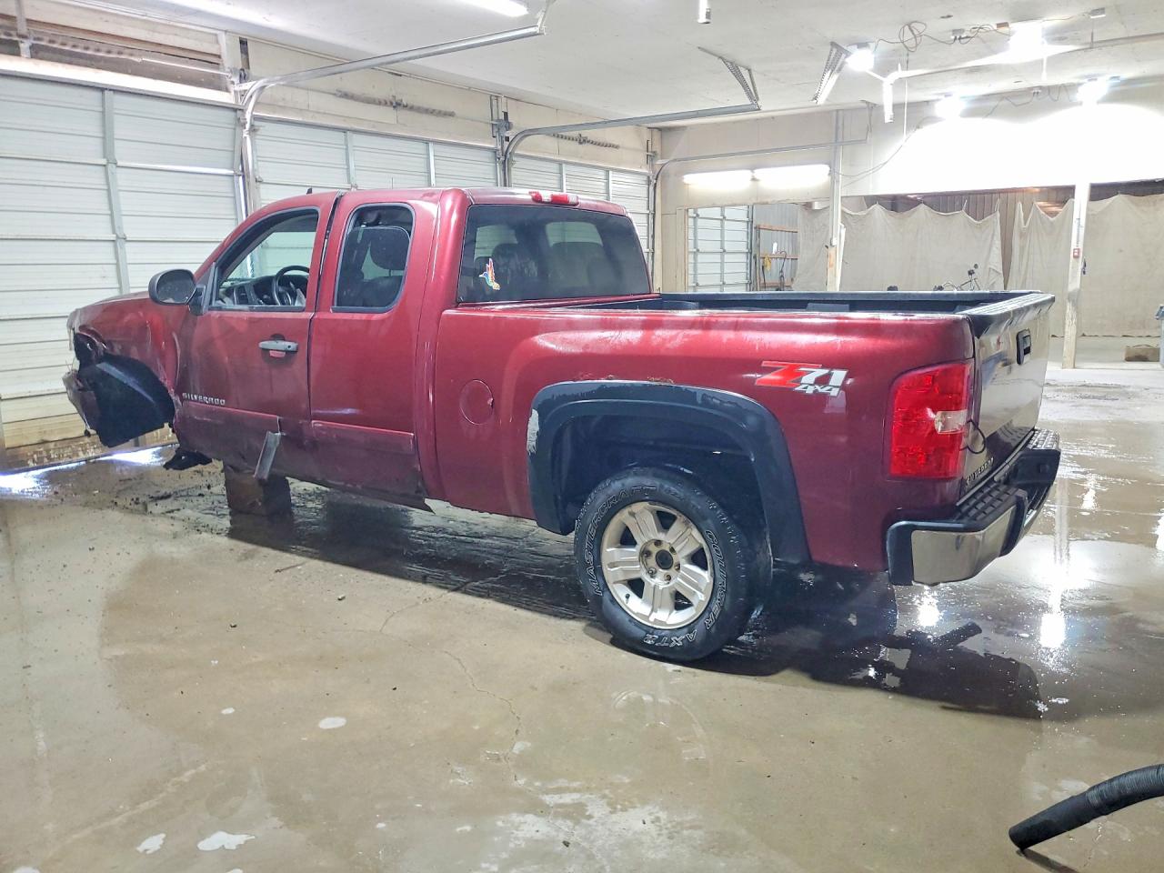 2008 Chevrolet Silverado K1500 Бордовый vin: 1GCEK19J38Z280666
