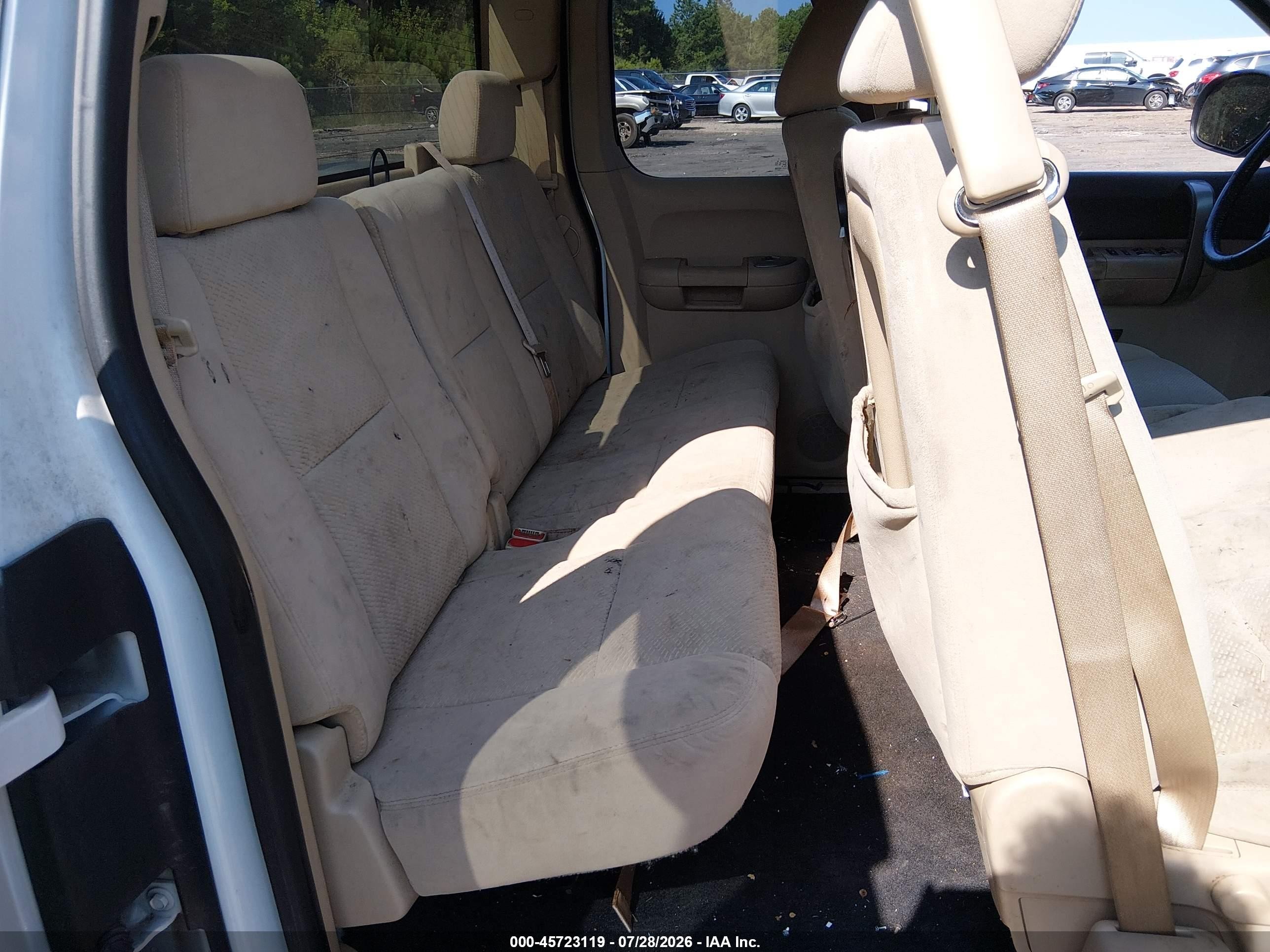 2007 Chevrolet Silverado 1500 Lt1 Белый vin: 1GCEK19J67Z546843