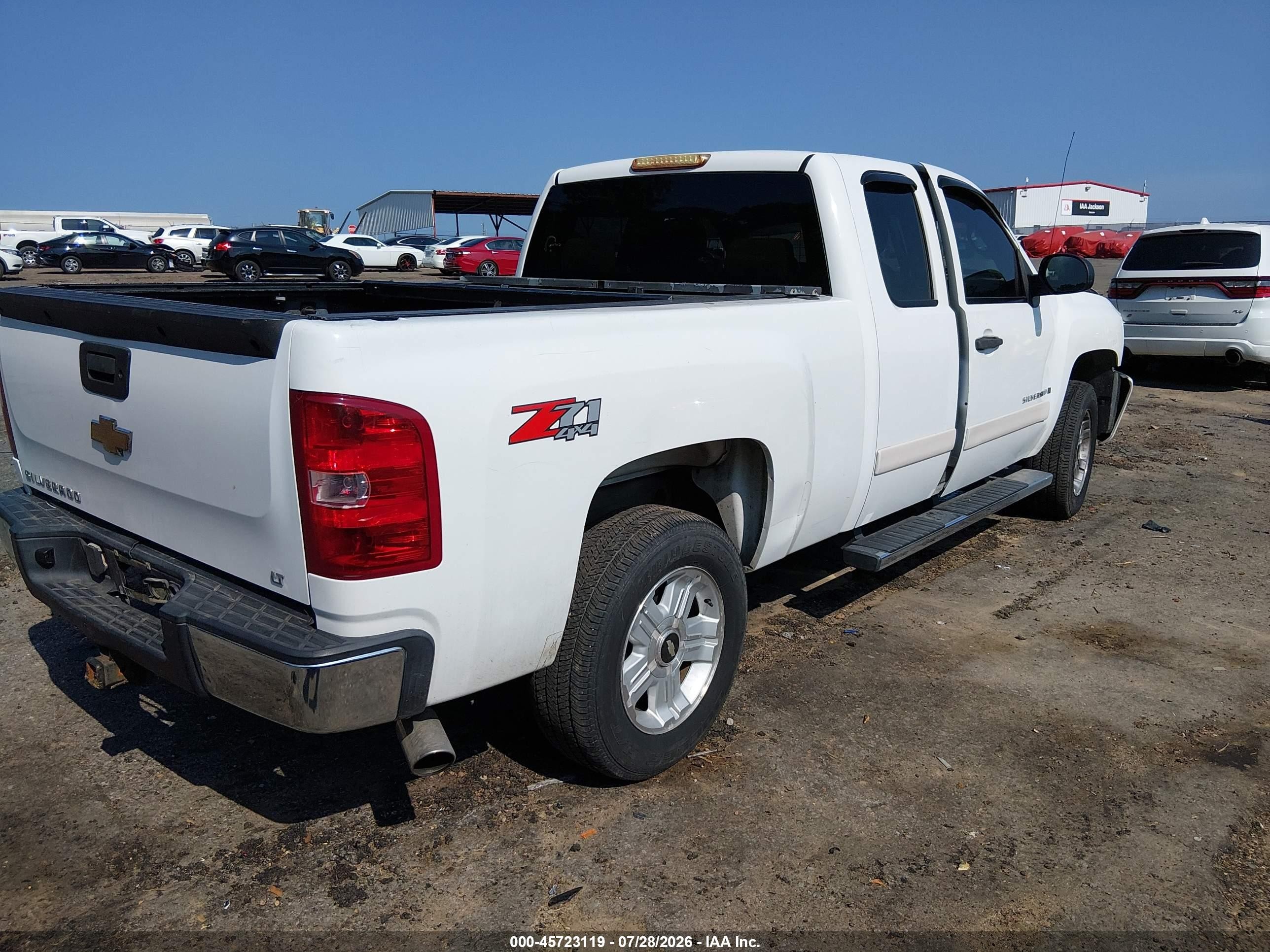 2007 Chevrolet Silverado 1500 Lt1 Белый vin: 1GCEK19J67Z546843