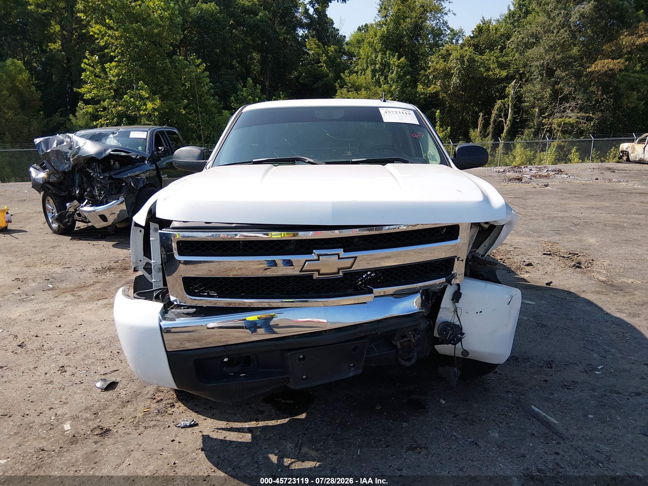 2007 Chevrolet Silverado 1500 Lt1 Белый vin: 1GCEK19J67Z546843
