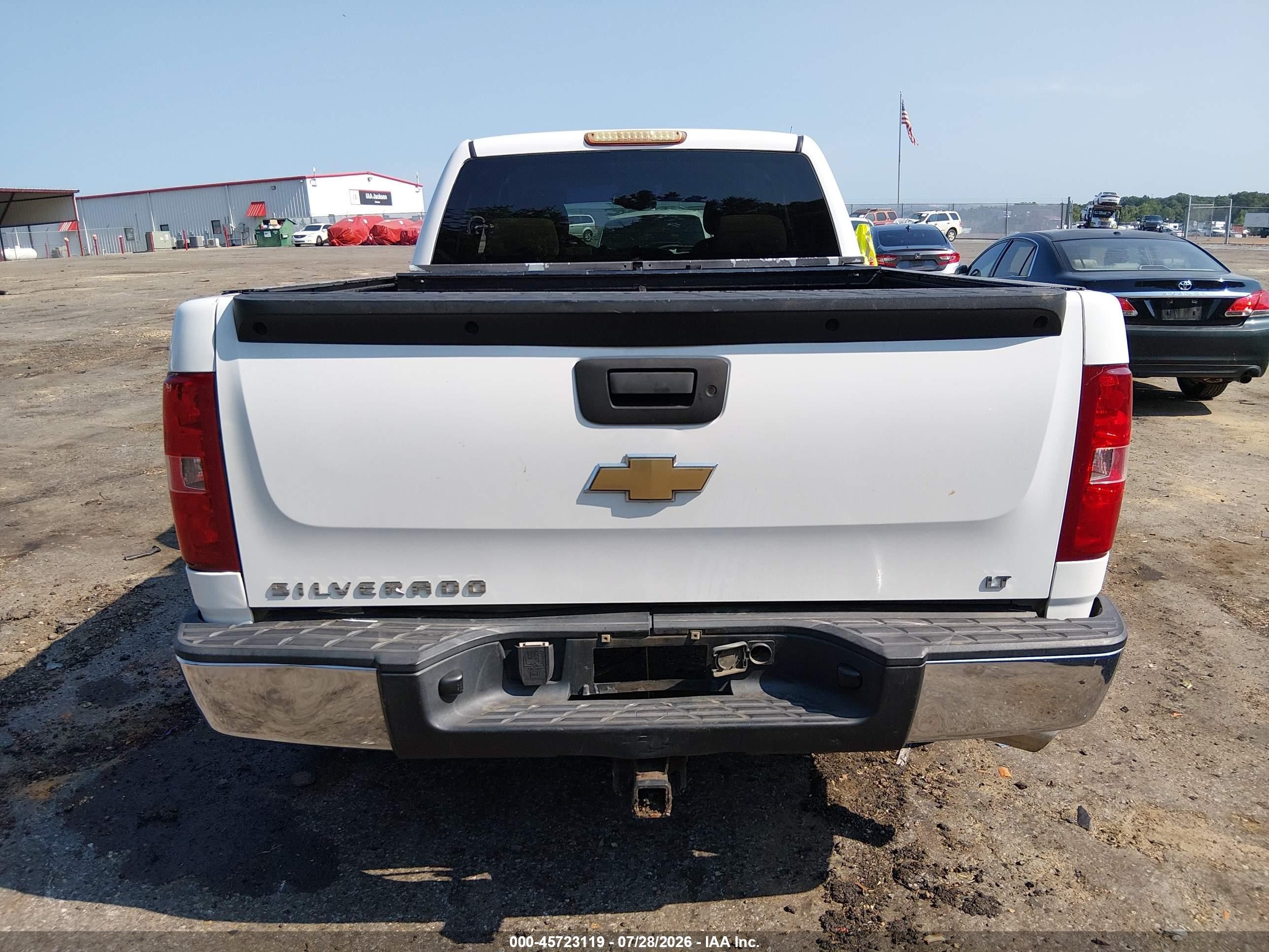 2007 Chevrolet Silverado 1500 Lt1 Белый vin: 1GCEK19J67Z546843