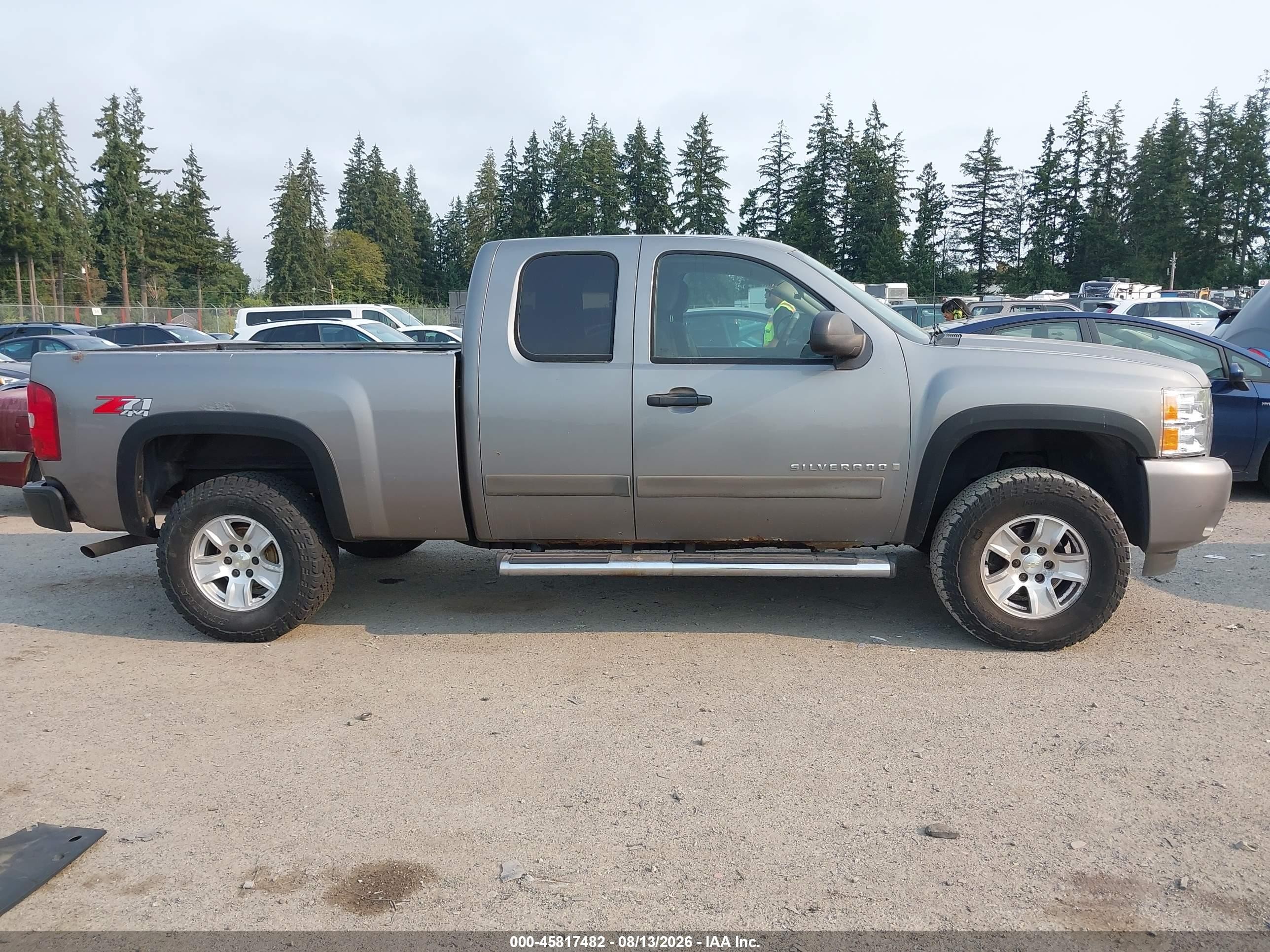 2008 Chevrolet Silverado 1500 Lt1 Серый vin: 1GCEK19J68Z101620