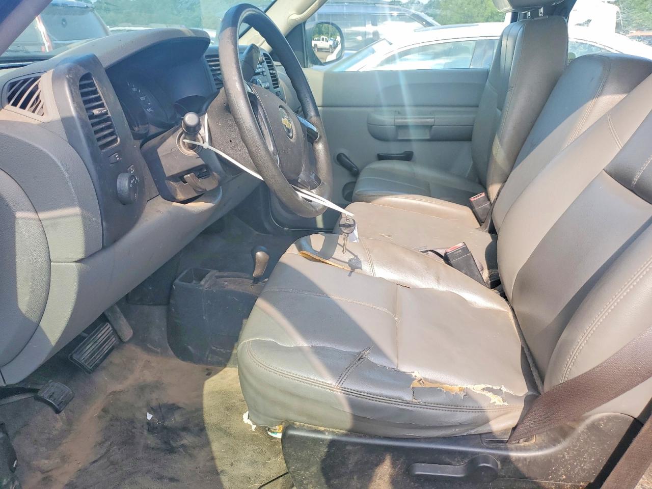 2009 Chevrolet Silverado K1500 Белый vin: 1GCEK19J99E125841