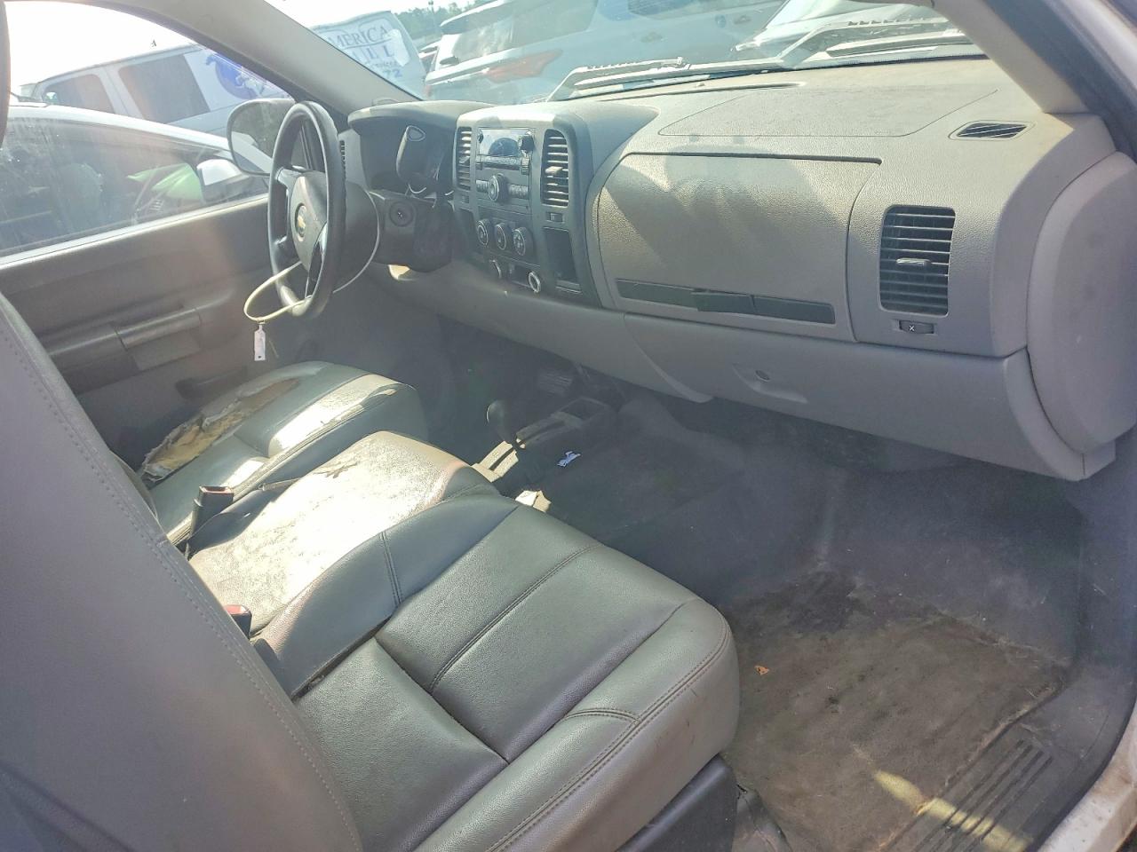 2009 Chevrolet Silverado K1500 Белый vin: 1GCEK19J99E125841