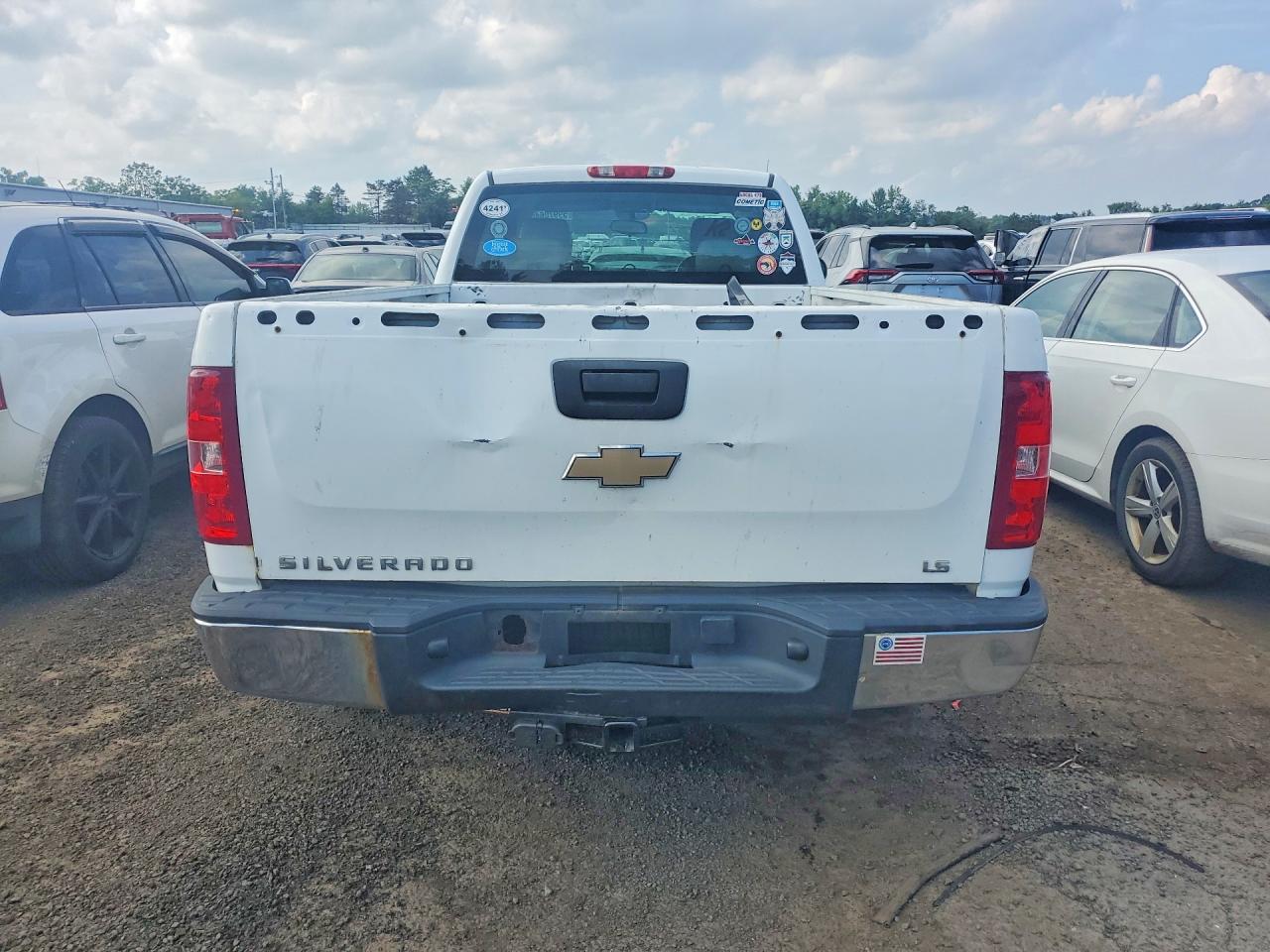 2009 Chevrolet Silverado K1500 Белый vin: 1GCEK19J99E125841