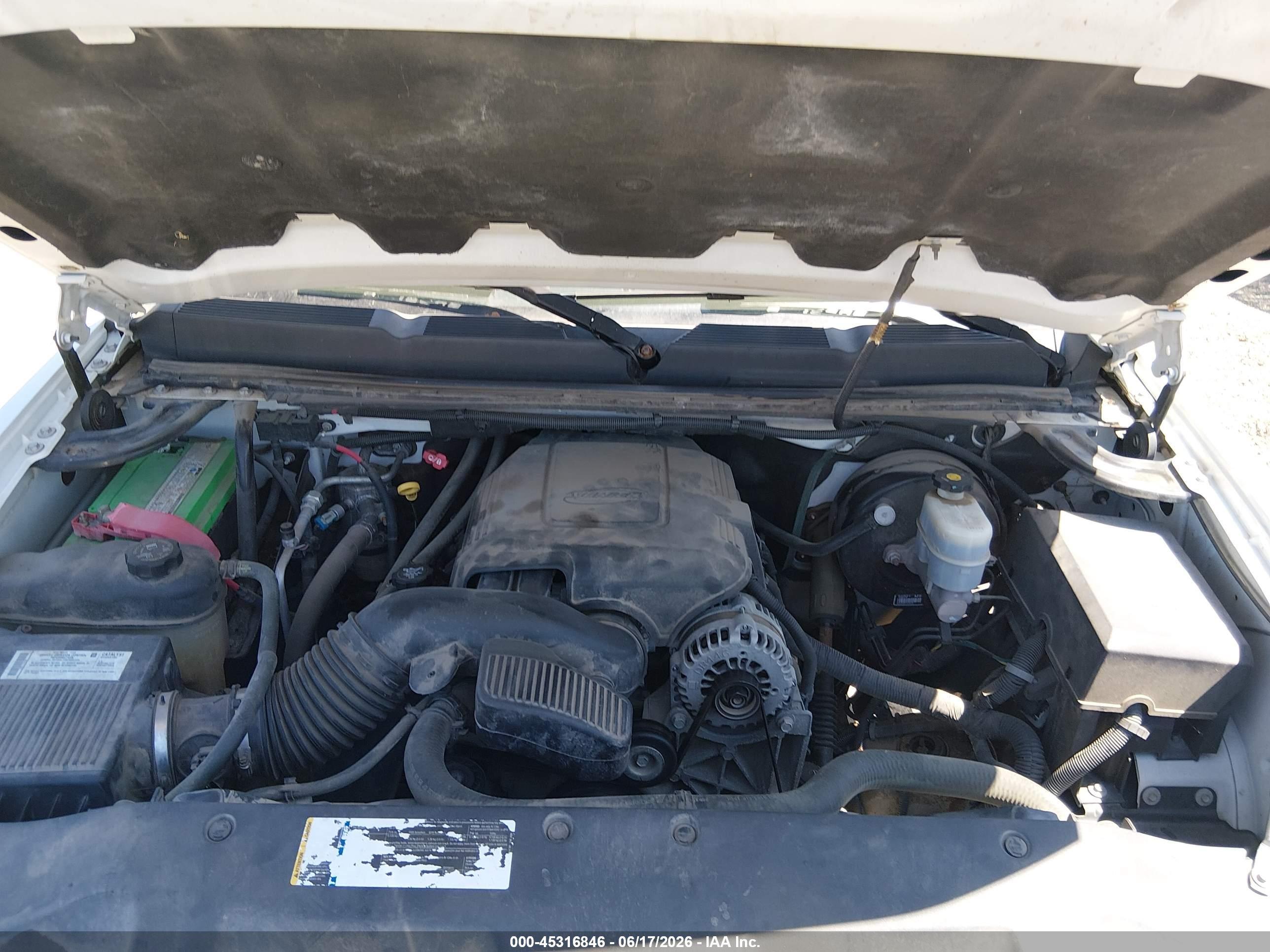 2008 Chevrolet Silverado 1500 Lt1 Белый vin: 1GCEK19JX8Z315882