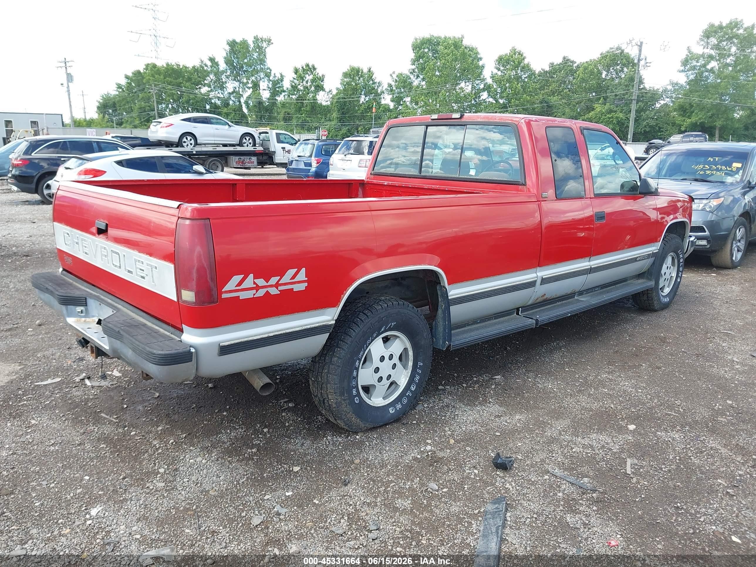 1995 Chevrolet Gmt-400 K1500 Red vin: 1GCEK19K0SE189555