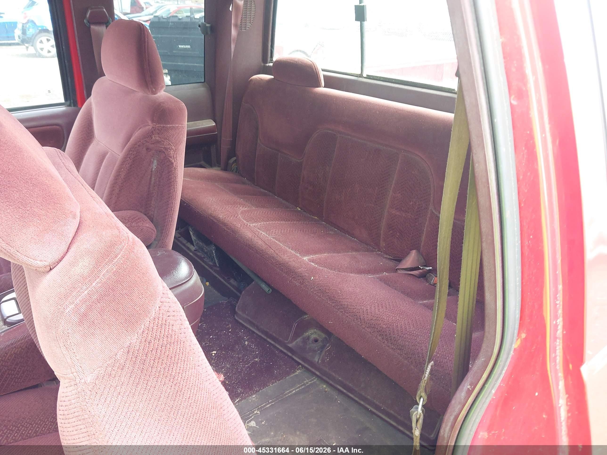 1995 Chevrolet Gmt-400 K1500 Red vin: 1GCEK19K0SE189555