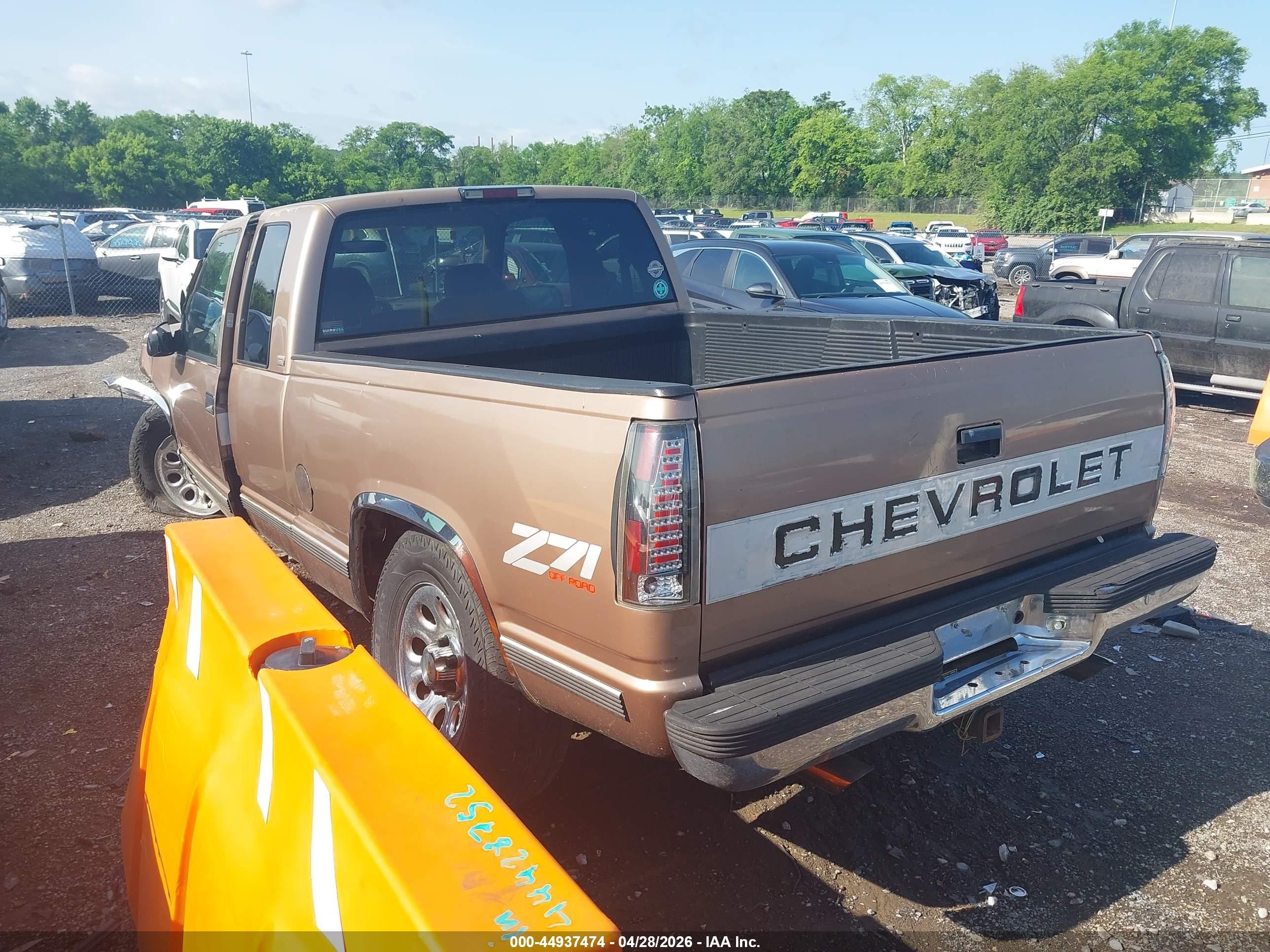 1995 Chevrolet Gmt-400 K1500 Gold vin: 1GCEK19K5SE221951