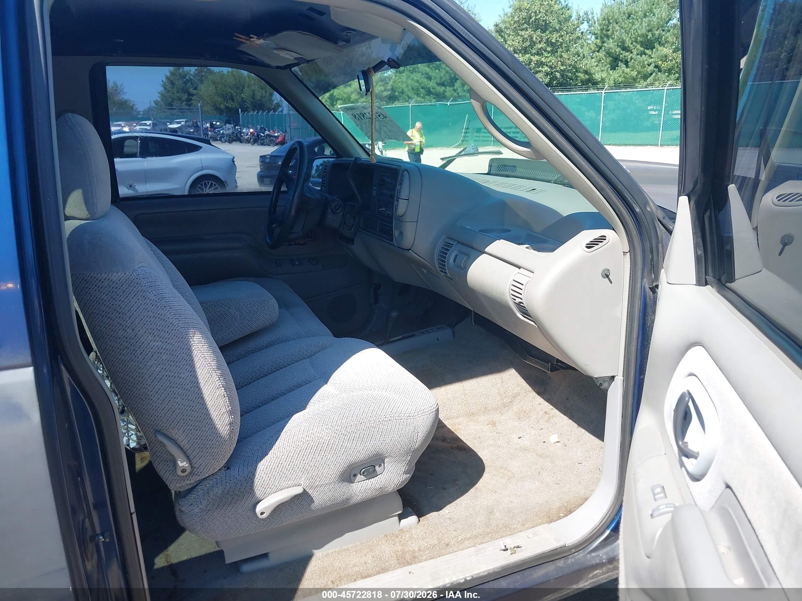 1995 Chevrolet Gmt-400 K1500 Blue vin: 1GCEK19K9SE231091