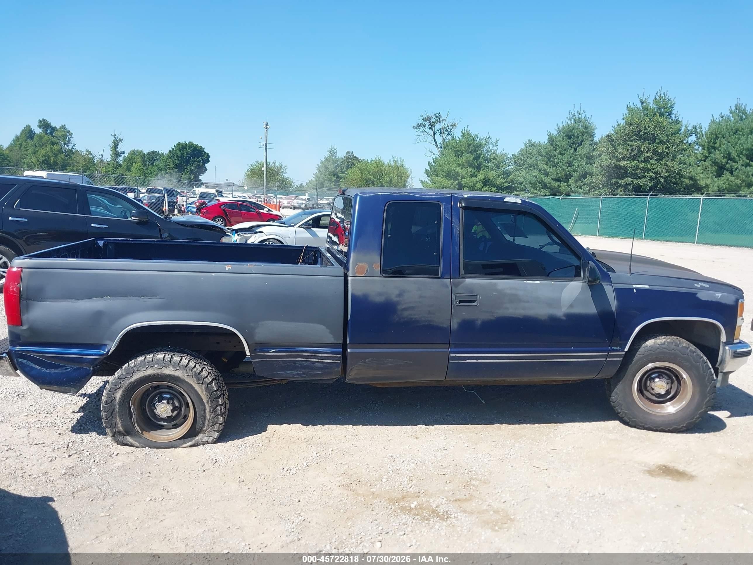 1995 Chevrolet Gmt-400 K1500 Blue vin: 1GCEK19K9SE231091