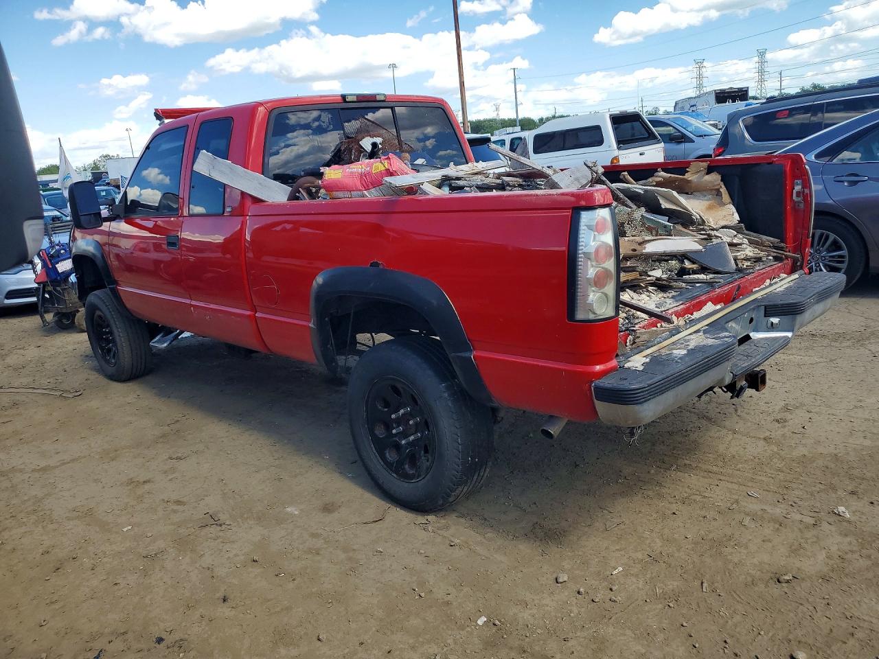 1998 Chevrolet C/k1500 Red vin: 1GCEK19M2WE157651