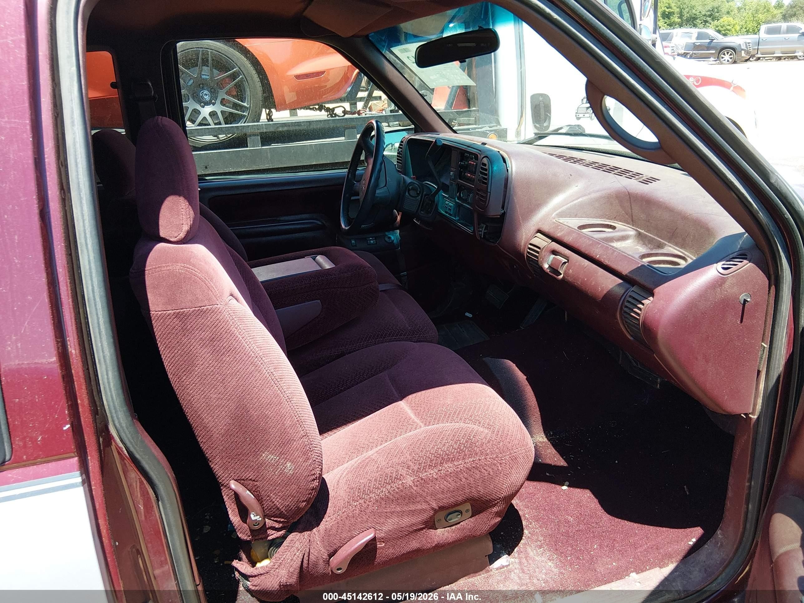 1996 Chevrolet Gmt-400 K1500 Burgundy vin: 1GCEK19M5TE187660