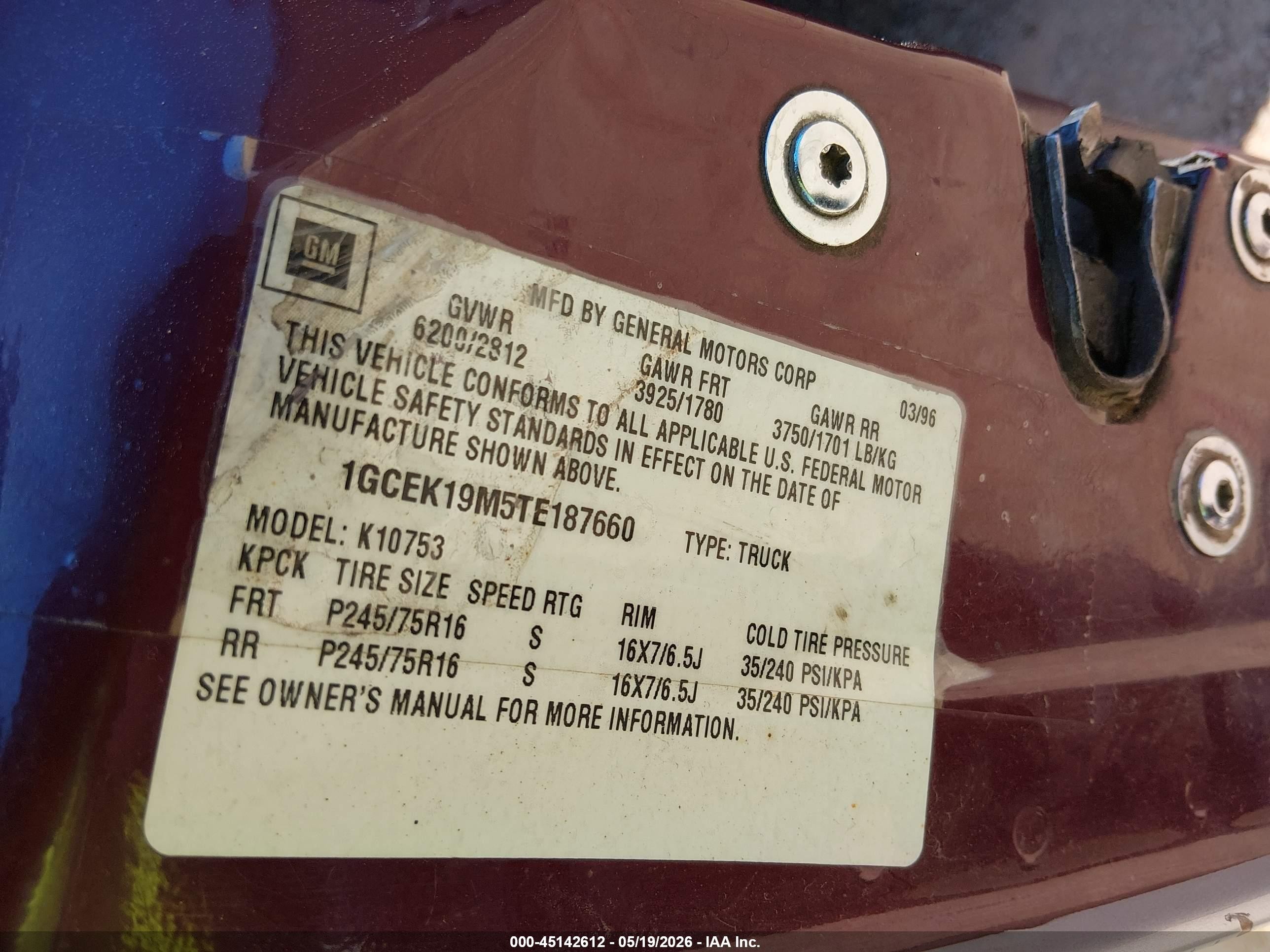 1996 Chevrolet Gmt-400 K1500 Burgundy vin: 1GCEK19M5TE187660