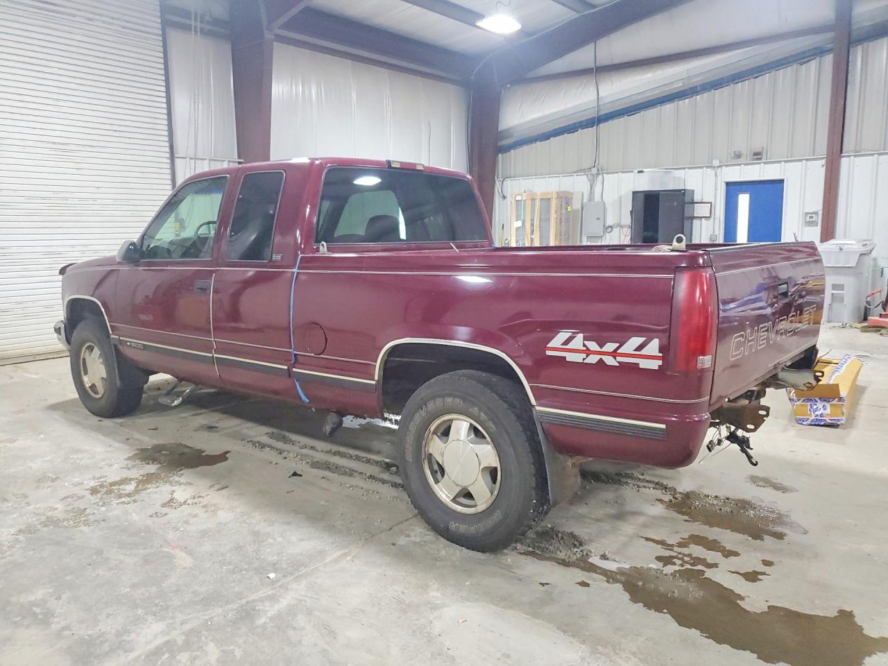 1996 Chevrolet Gmt-400 K1500 Burgundy vin: 1GCEK19M5TE197346