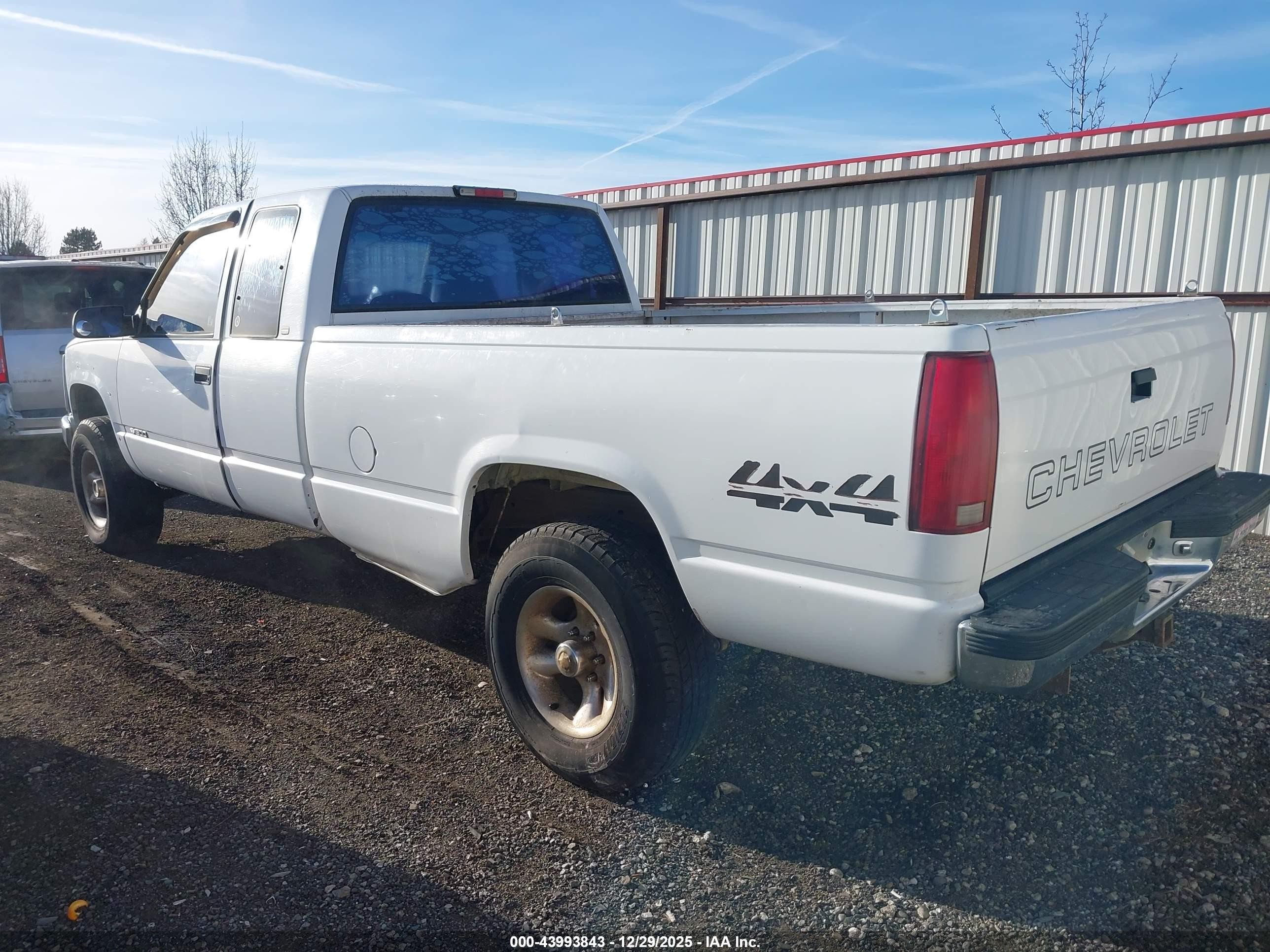1998 Chevrolet C/k 1500 Silverado Fleetside White vin: 1GCEK19M5WE201819