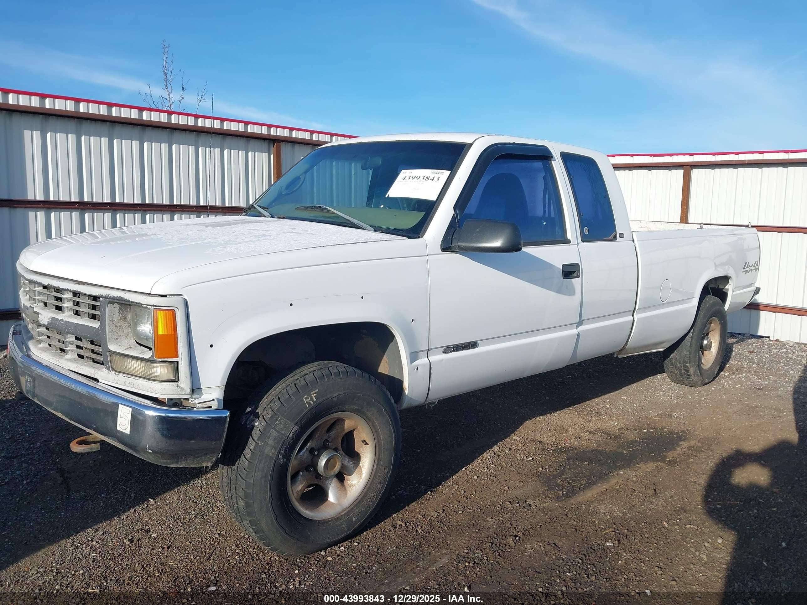 1998 Chevrolet C/k 1500 Silverado Fleetside White vin: 1GCEK19M5WE201819