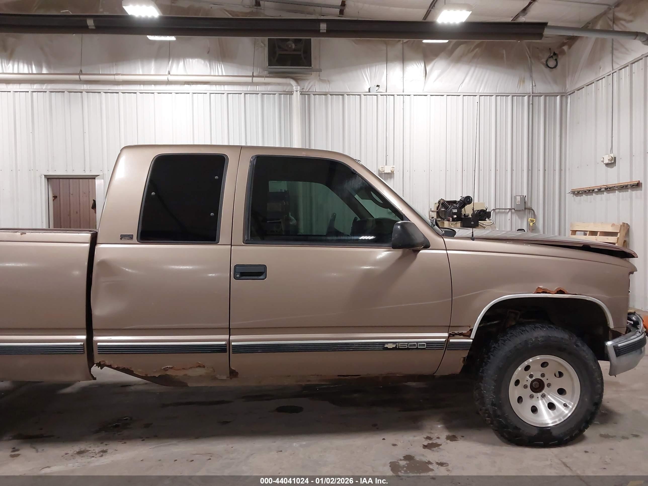 1997 Chevrolet K1500 Fleetside Tan vin: 1GCEK19M6VE122545