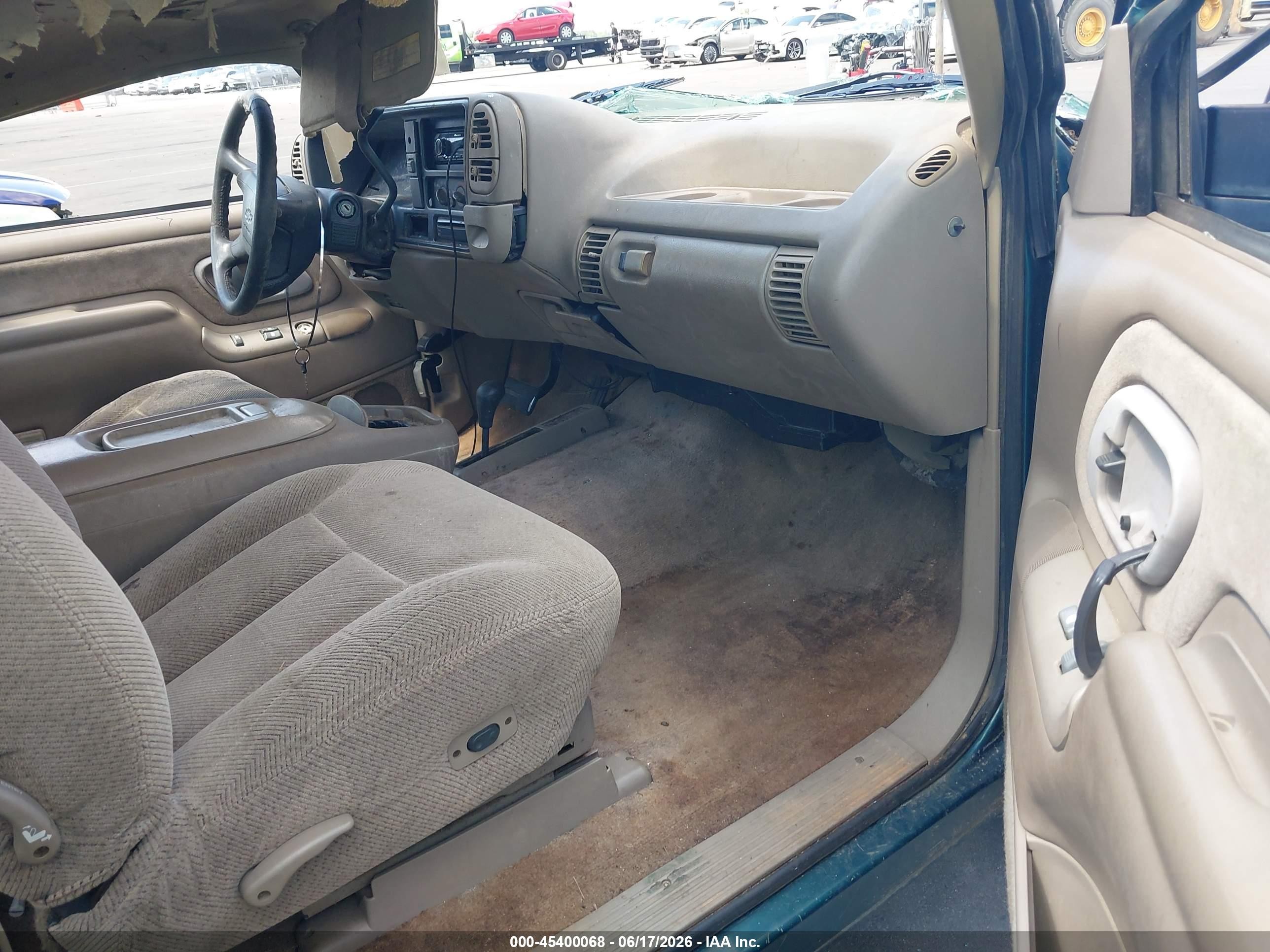 1996 Chevrolet Gmt-400 K1500 Green vin: 1GCEK19M9TE166519