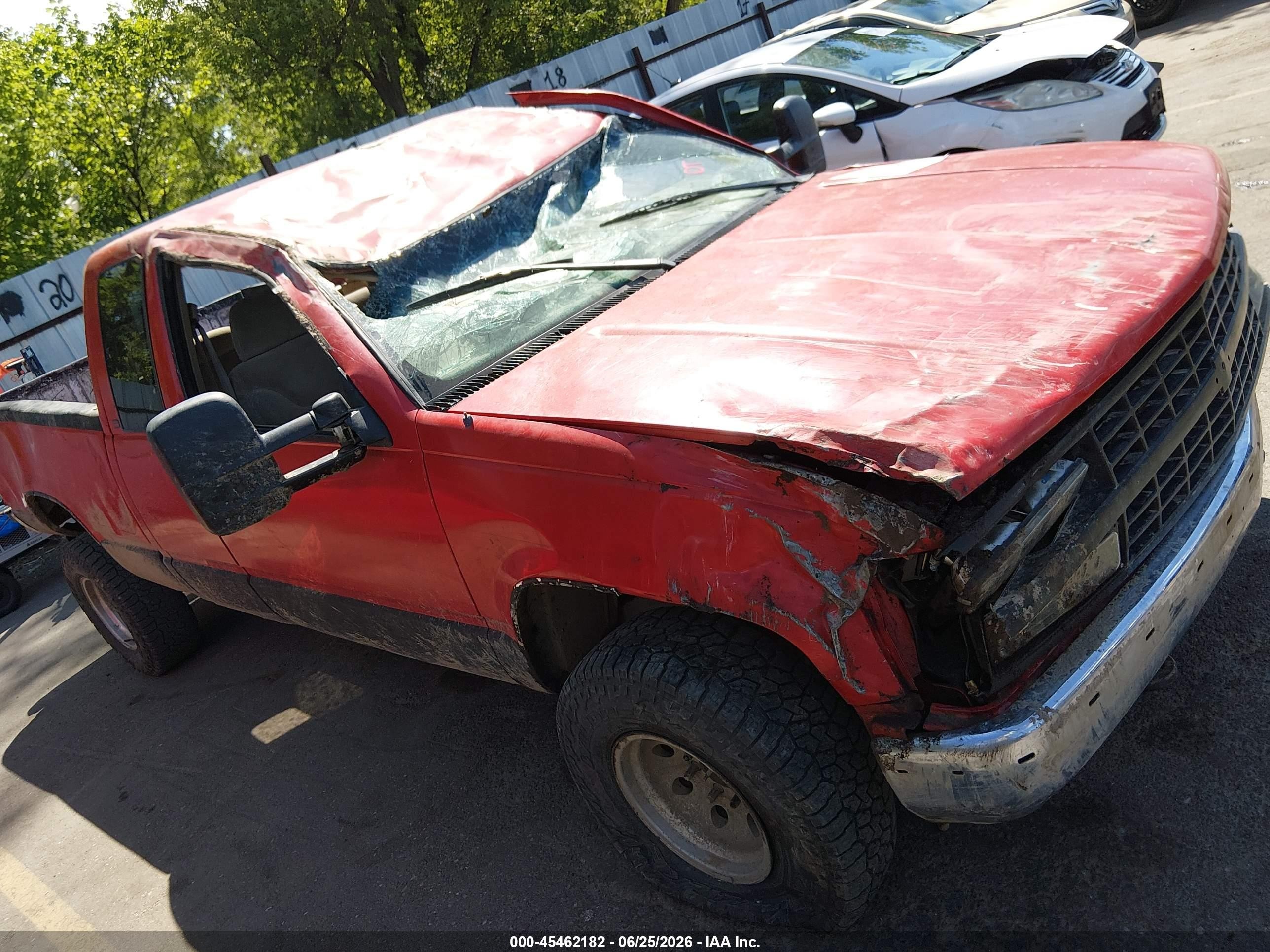 1998 Chevrolet C/k 1500 Fleetside Red vin: 1GCEK19R1WR120269