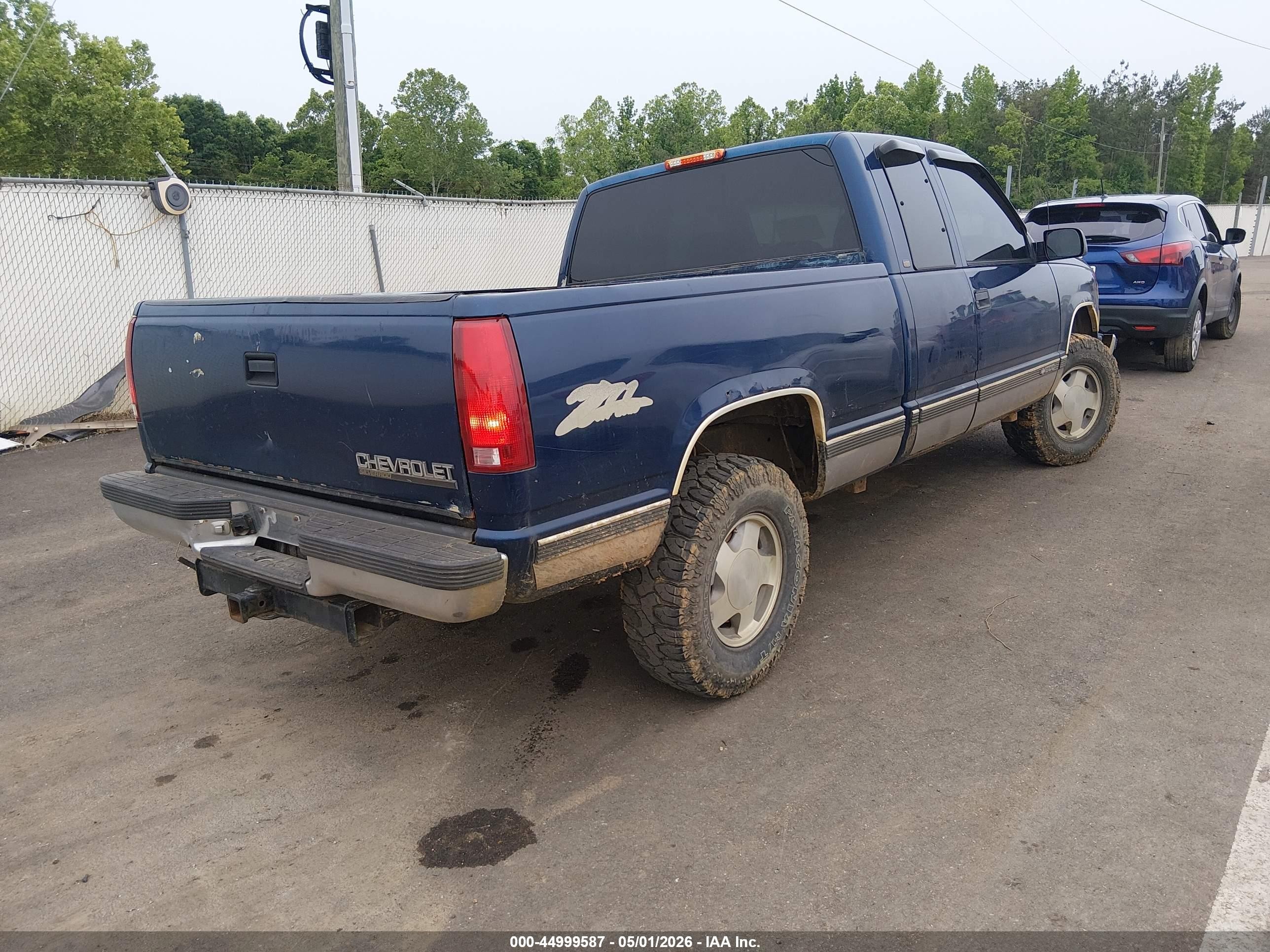 1998 Chevrolet K1500 Fleetside Blue vin: 1GCEK19R1WR143860