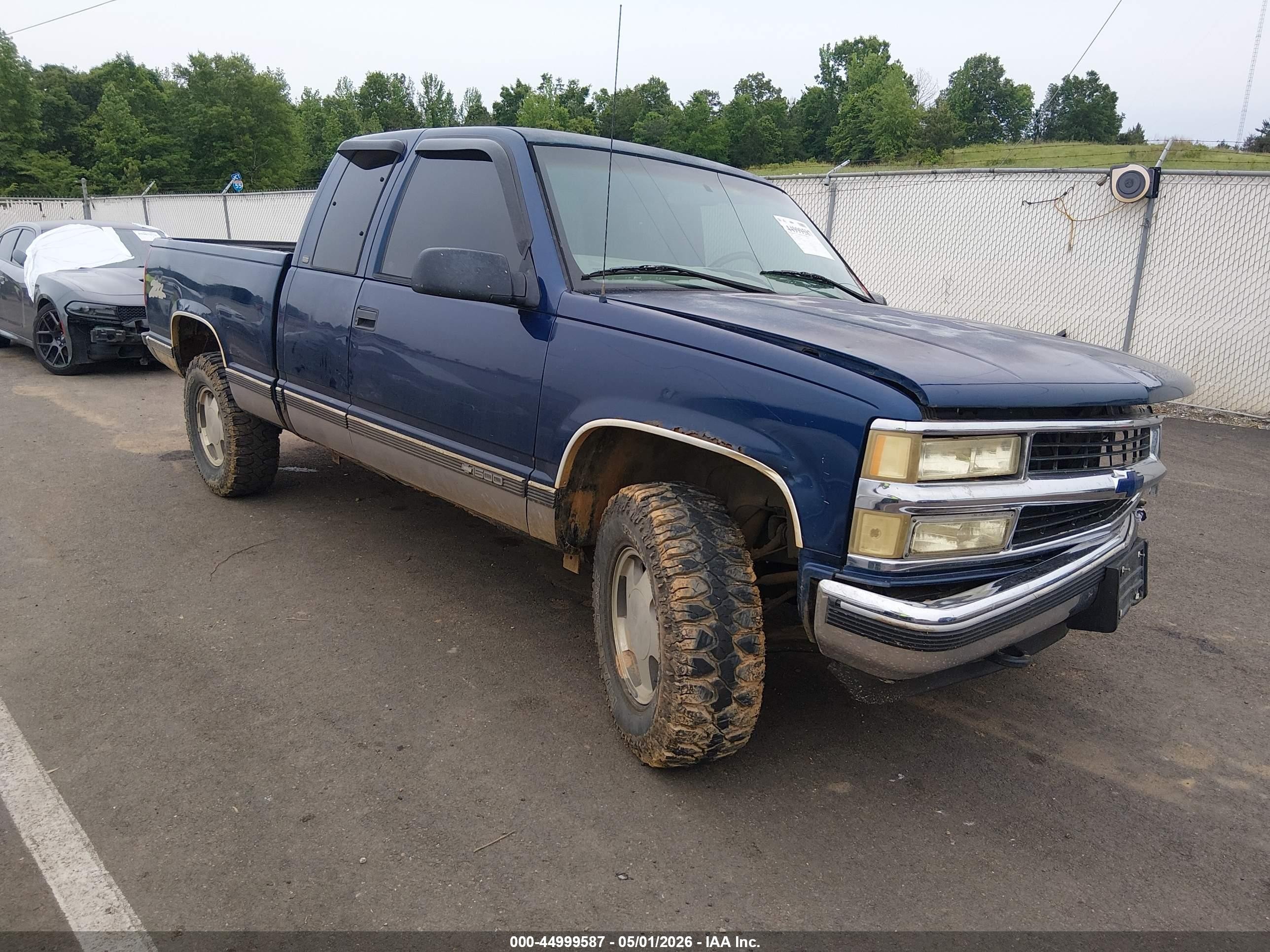 1998 Chevrolet K1500 Fleetside Blue vin: 1GCEK19R1WR143860