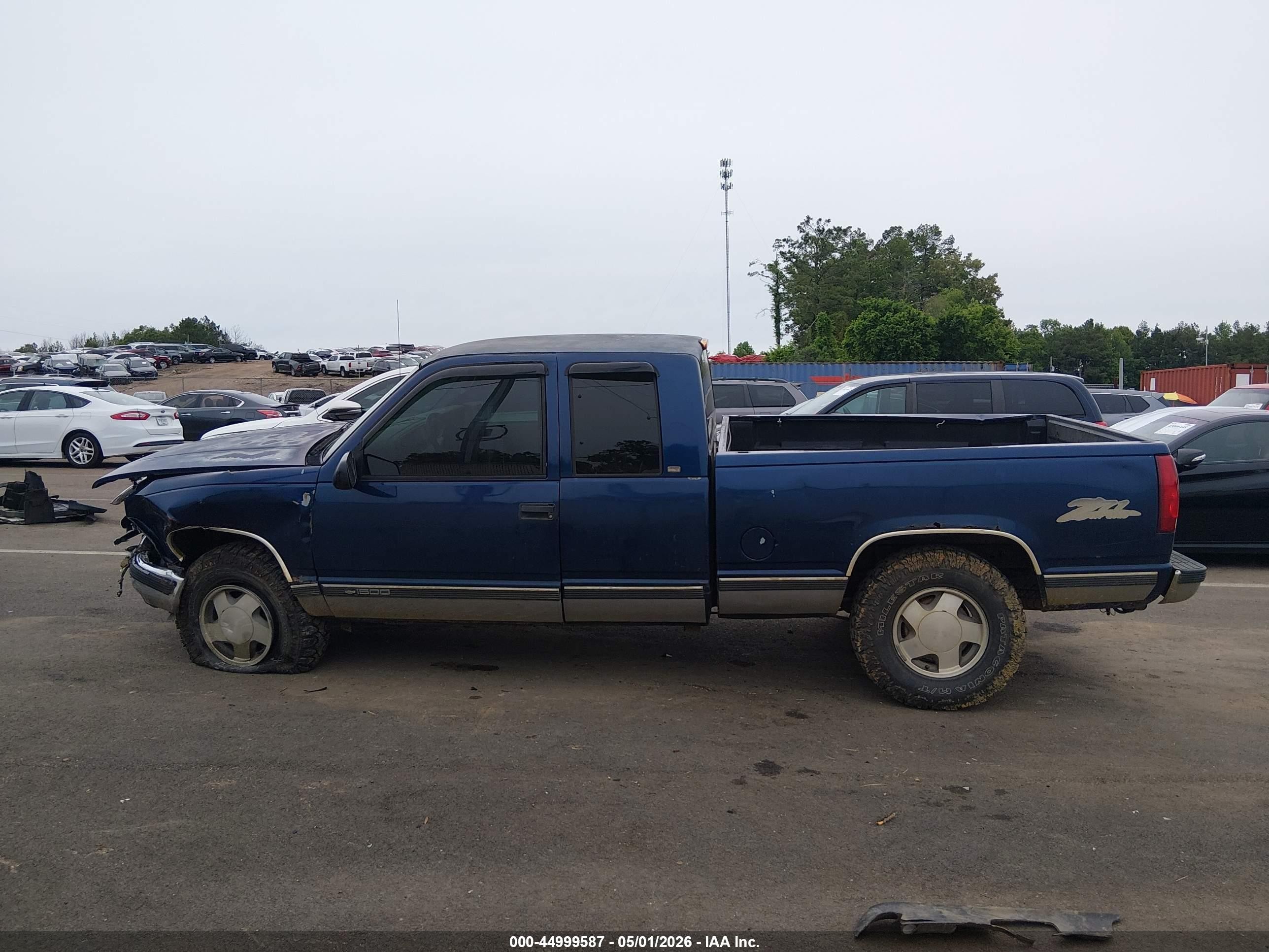 1998 Chevrolet K1500 Fleetside Blue vin: 1GCEK19R1WR143860
