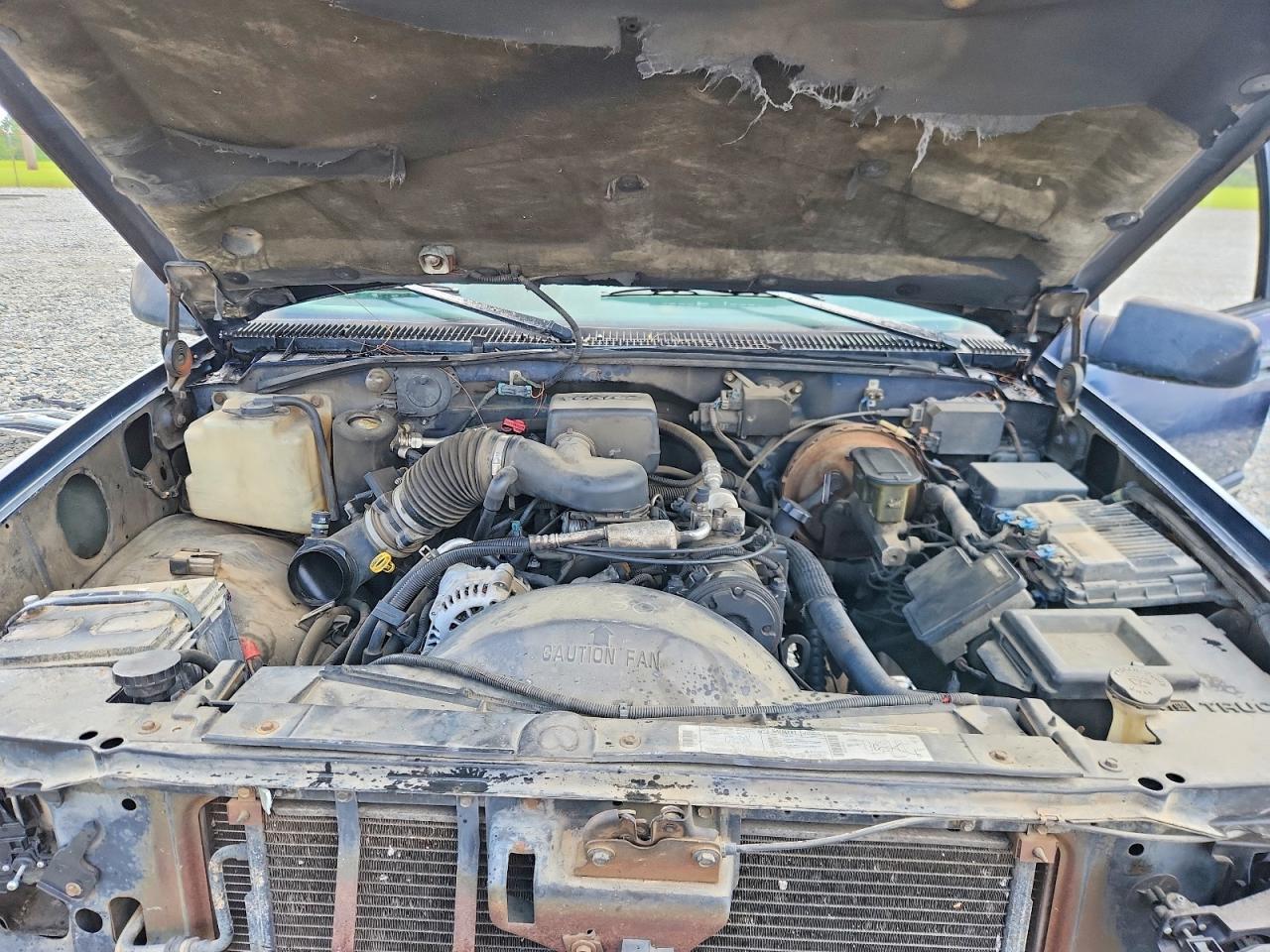 1996 Chevrolet Gmt-400 K1500 Blue vin: 1GCEK19R2TE238348