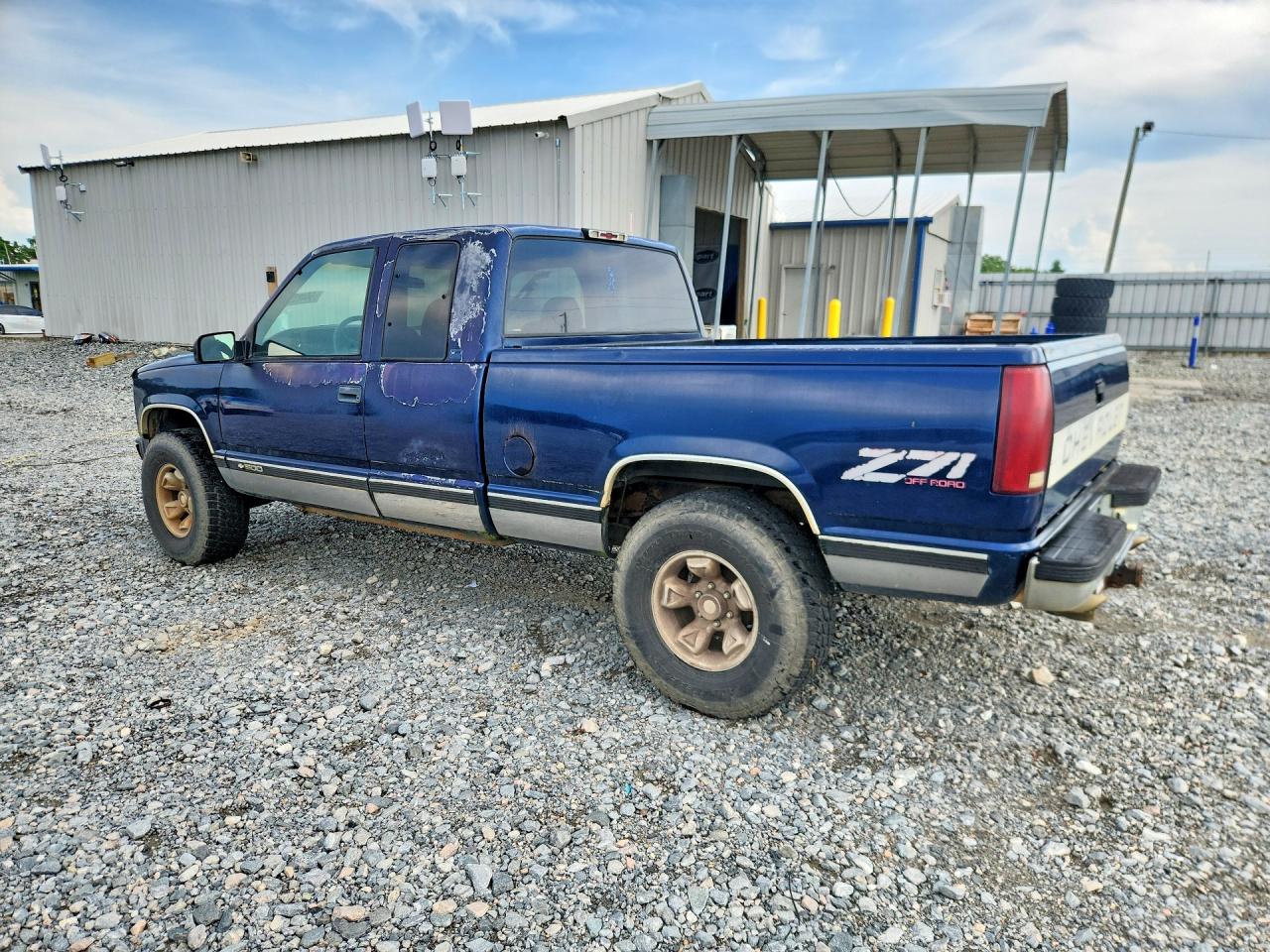 1996 Chevrolet Gmt-400 K1500 Blue vin: 1GCEK19R2TE238348