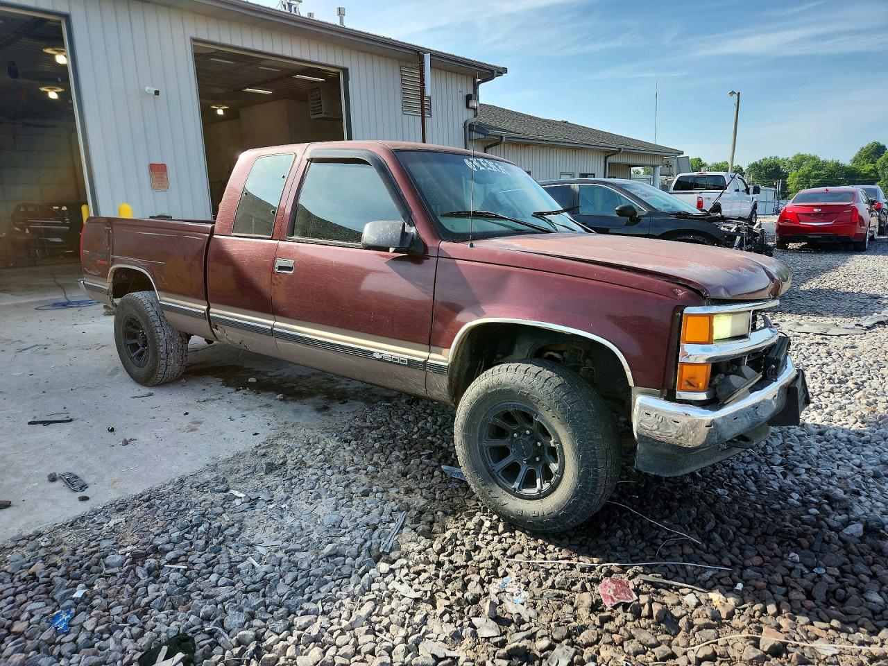 1997 Chevrolet Gmt-400 K1500 Burgundy vin: 1GCEK19R2VE204008