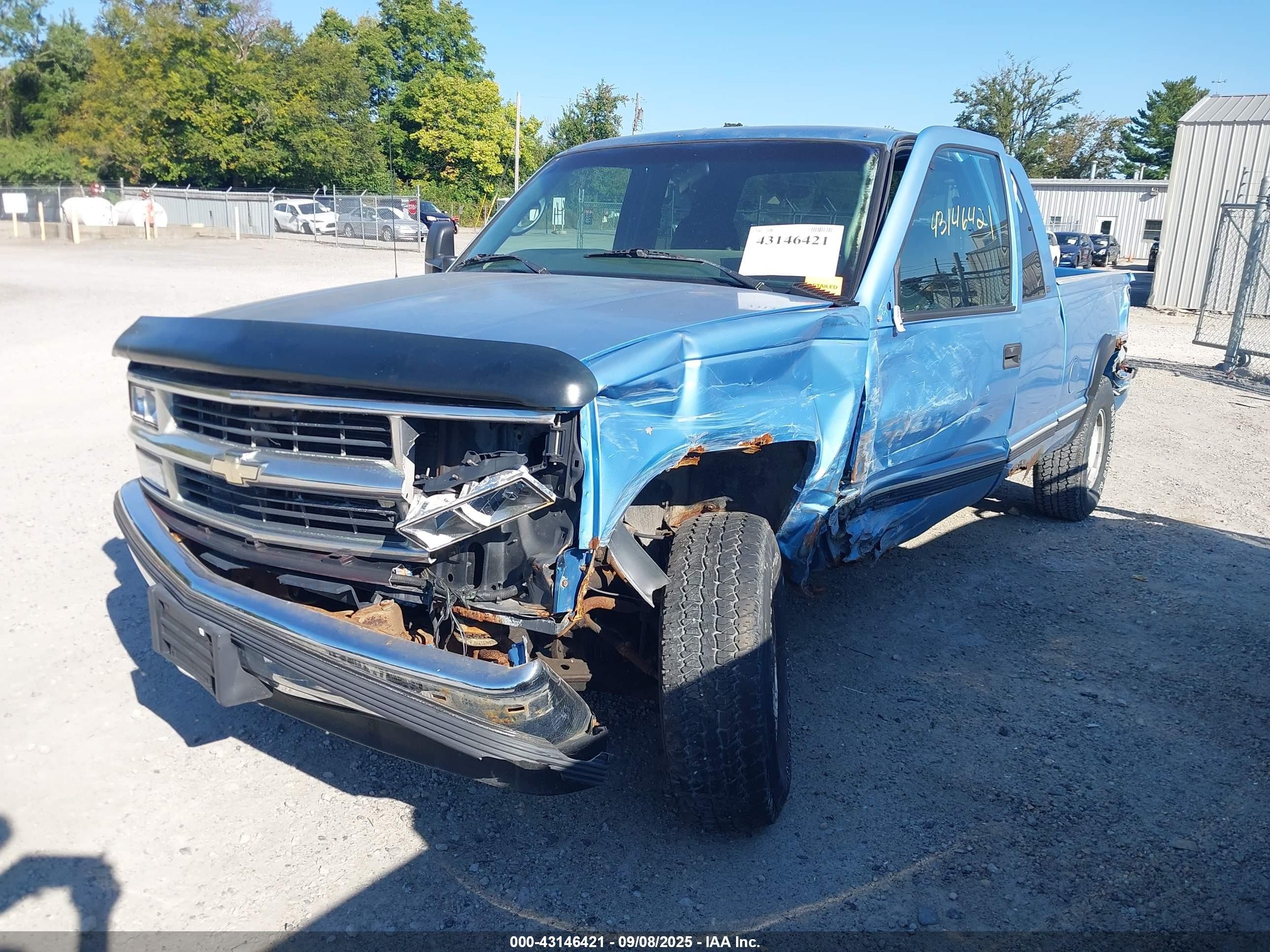 1997 Chevrolet K1500 Fleetside Синий vin: 1GCEK19R2VE248123